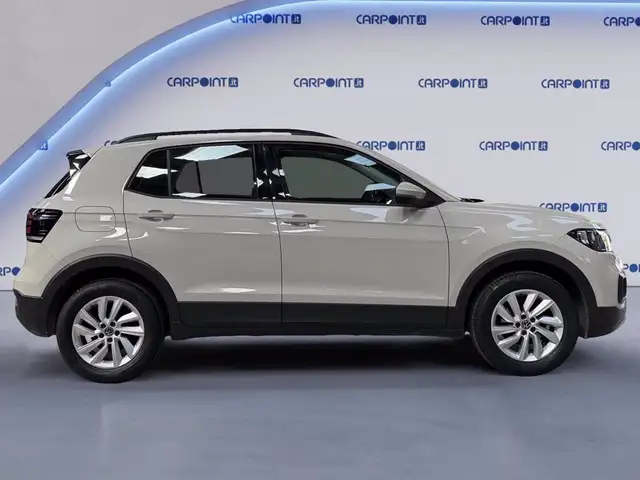 Volkswagen T-Cross view 8