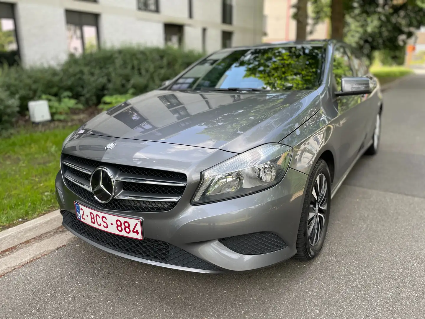 Mercedes-Benz A 180 Blue Efficiency Business Edition Gris - 1