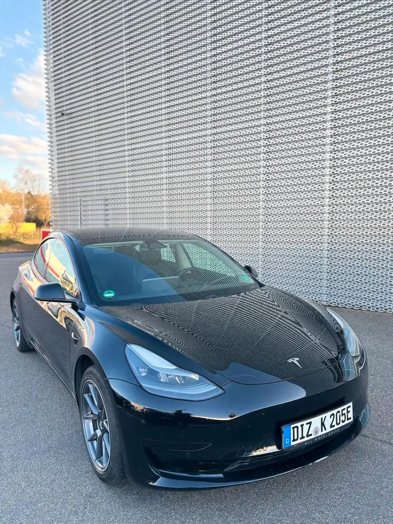 Tesla Model 3 Standard Range Plus RWD/ 1 Hand Schwarz - 2