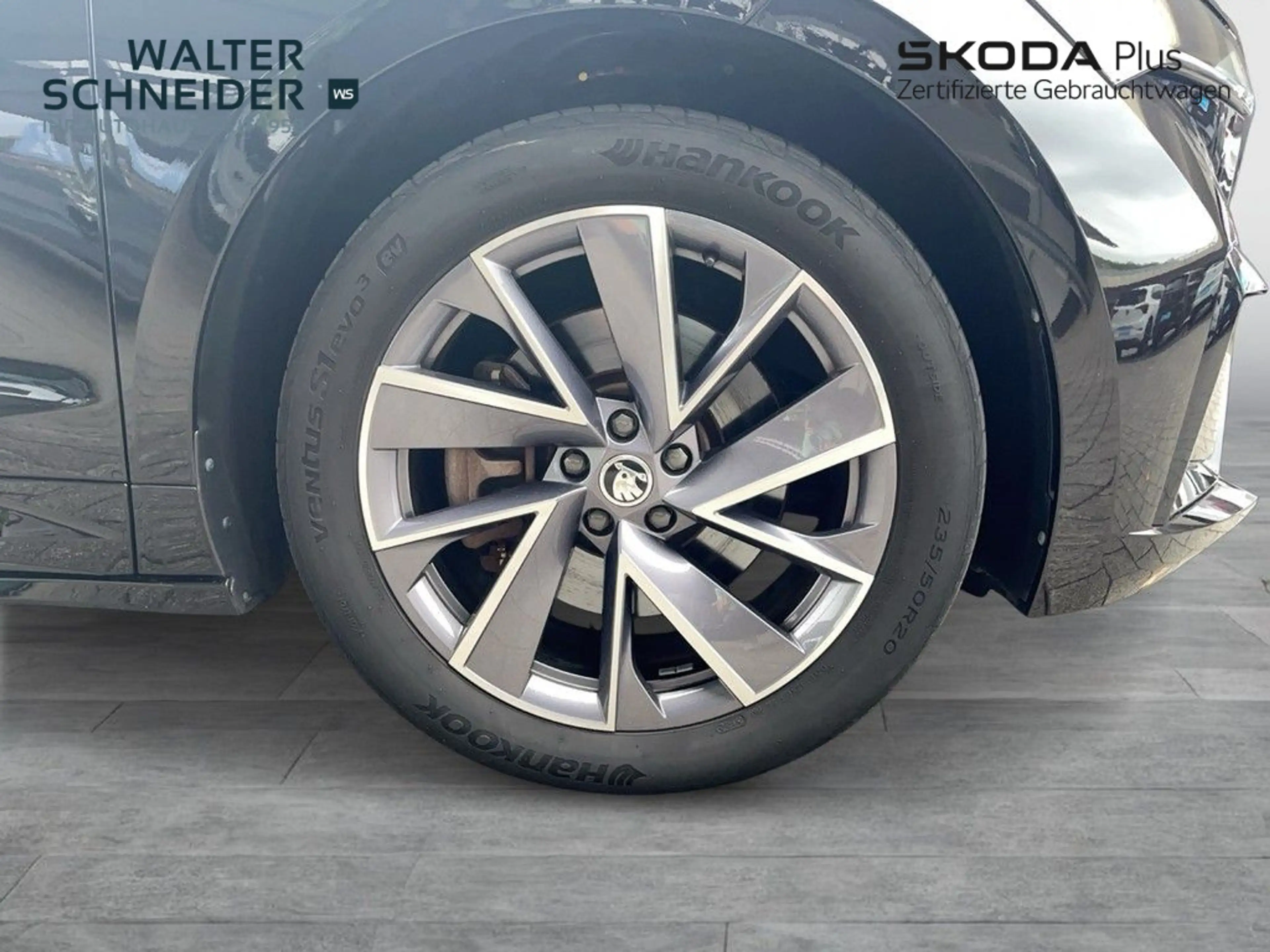 Skoda Enyaq iV 80x 4x4 Sportline Navi AHK DCC 360°Kame — photo 8