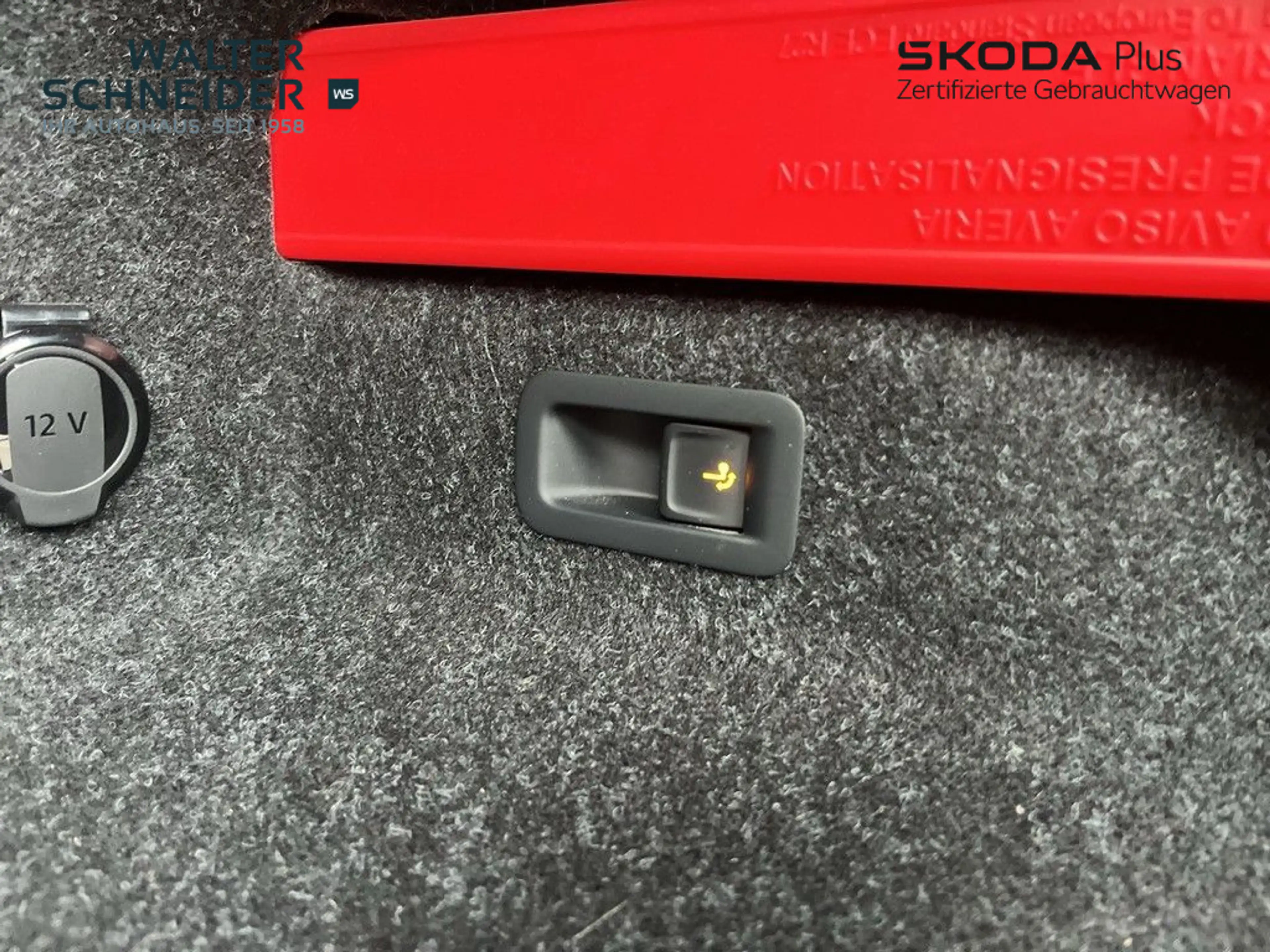Skoda Enyaq iV 80x 4x4 Sportline Navi AHK DCC 360°Kame — photo 14