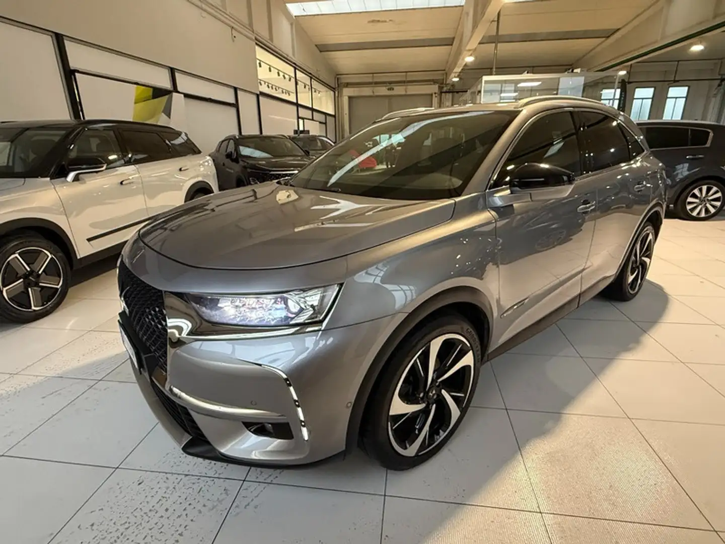 DS Automobiles DS 7 Crossback 7 Crossback BlueHDi 180 aut. Grand Chic Silver - 1