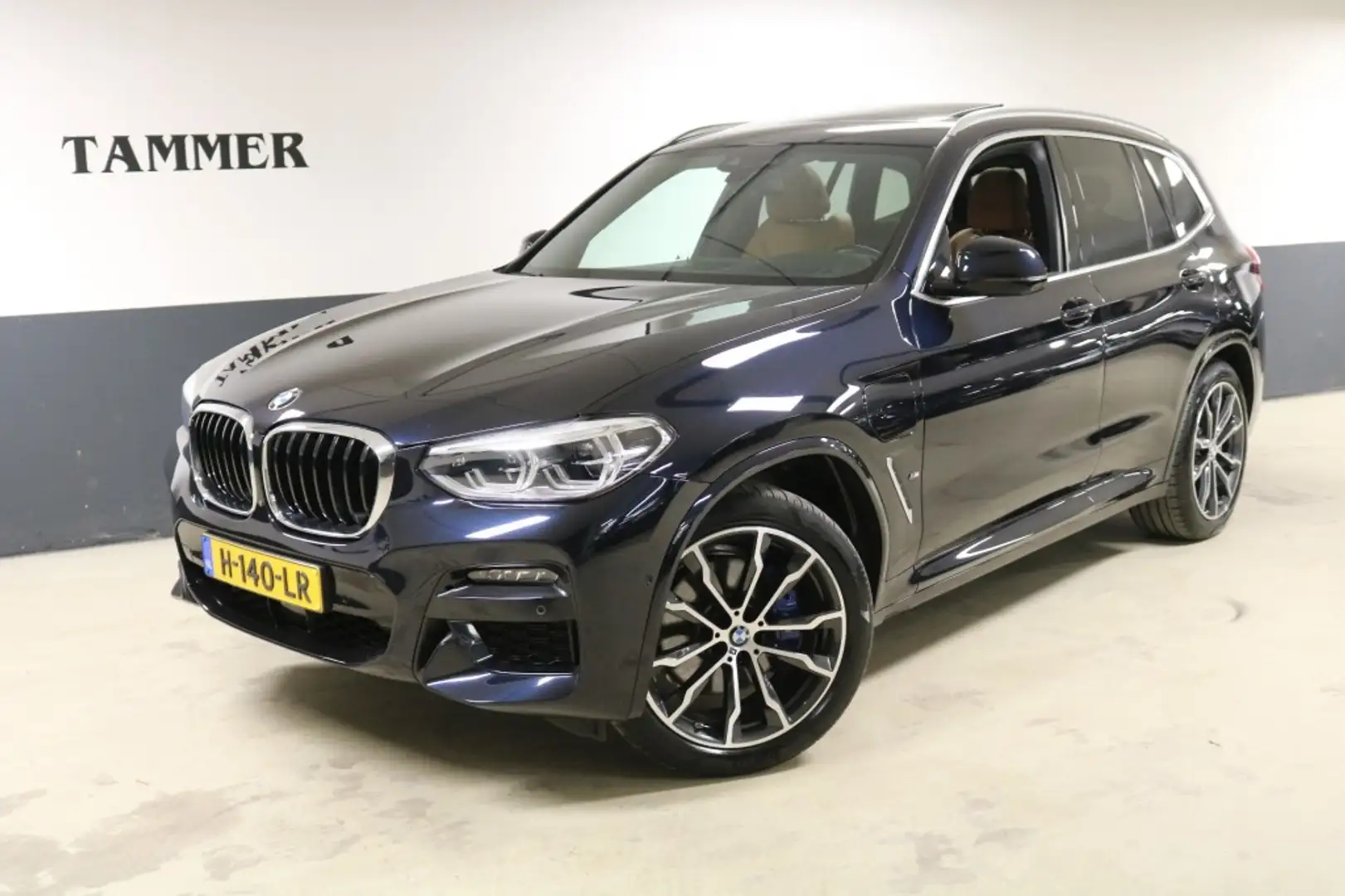 BMW X3 xDrive30e eDrive M-SPORT-PANO-H/K-ORG.NL-HUD-DEALE Zwart - 1