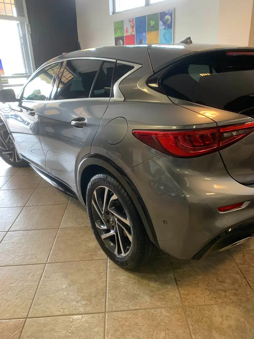 Infiniti Q30 city black edition  full service prezzo promo!! Gris - 2