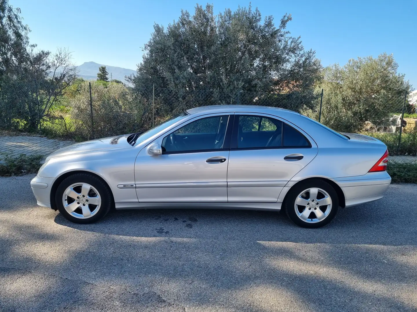 Mercedes-Benz C 200 Classe C - W203 2006 cdi Classic Srebrny - 2