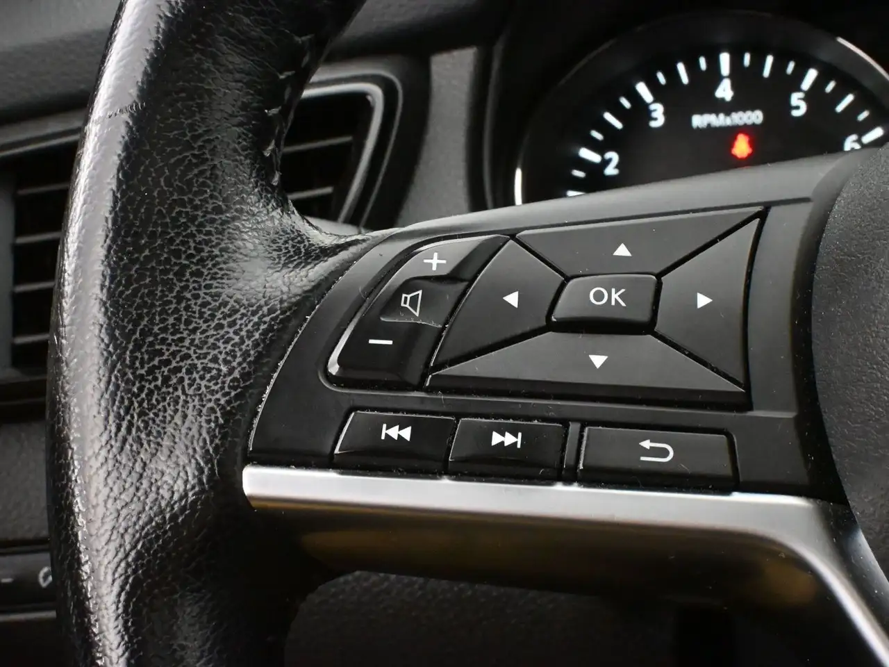 Nissan Qashqai снимка Nissan Qashqai