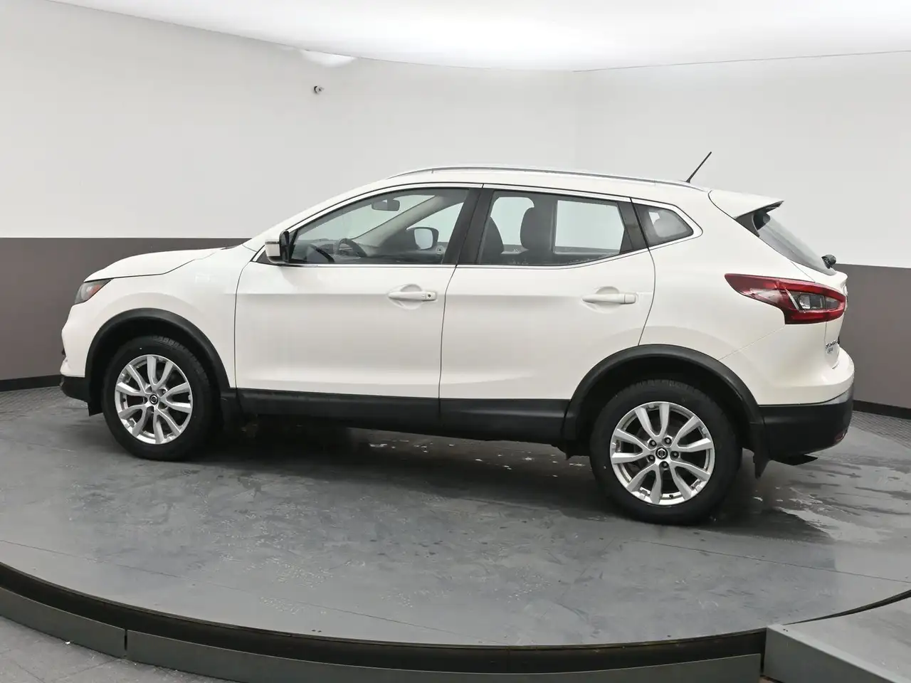 Nissan Qashqai снимка Nissan Qashqai