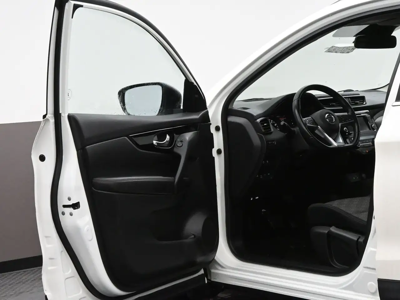 Nissan Qashqai снимка Nissan Qashqai