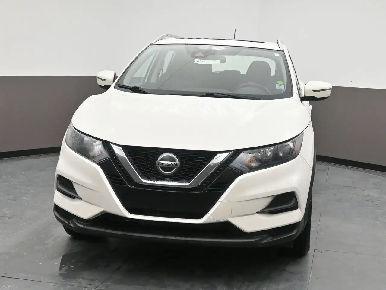 Nissan Qashqai снимка Nissan Qashqai