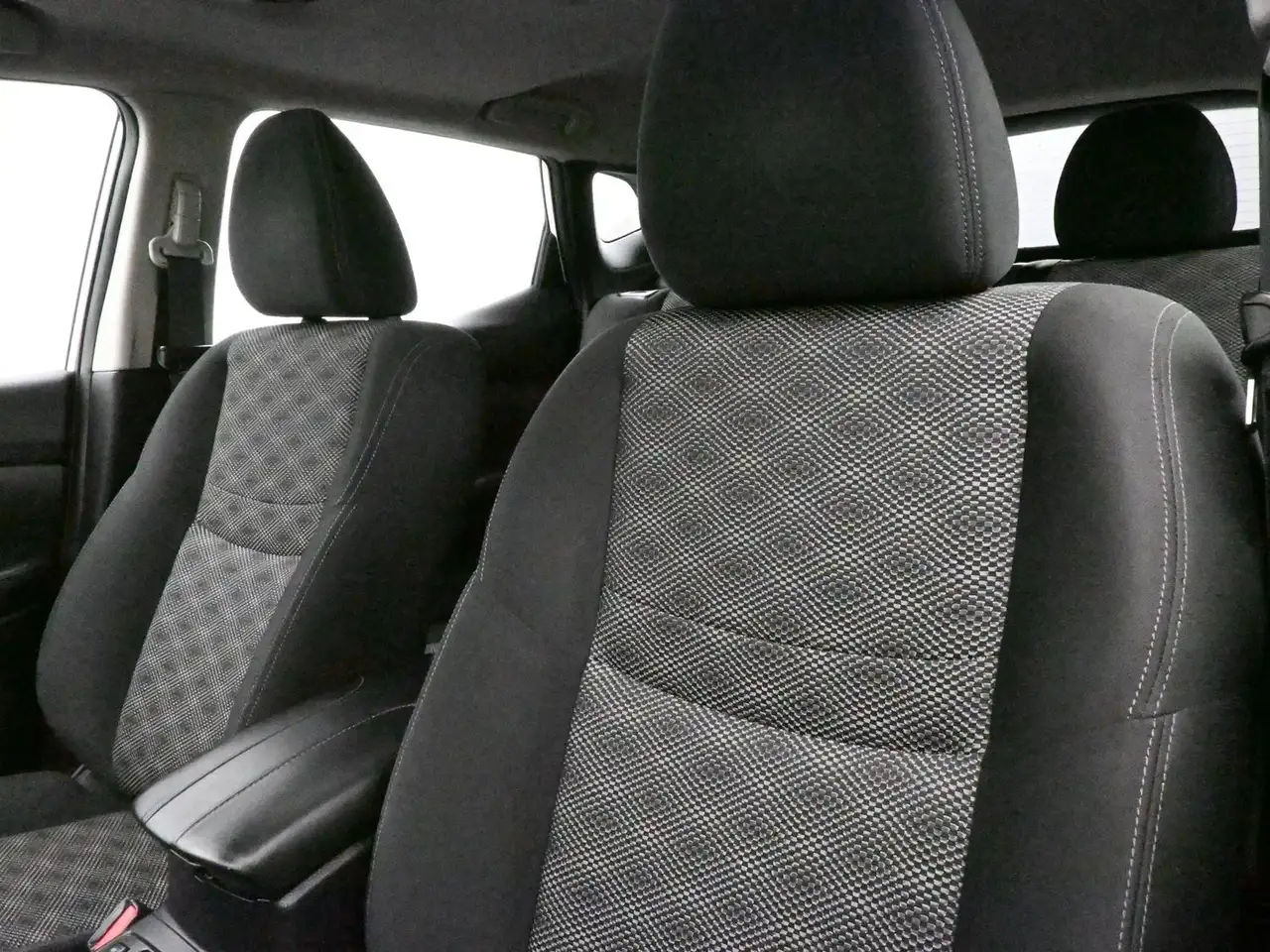 Nissan Qashqai снимка Nissan Qashqai