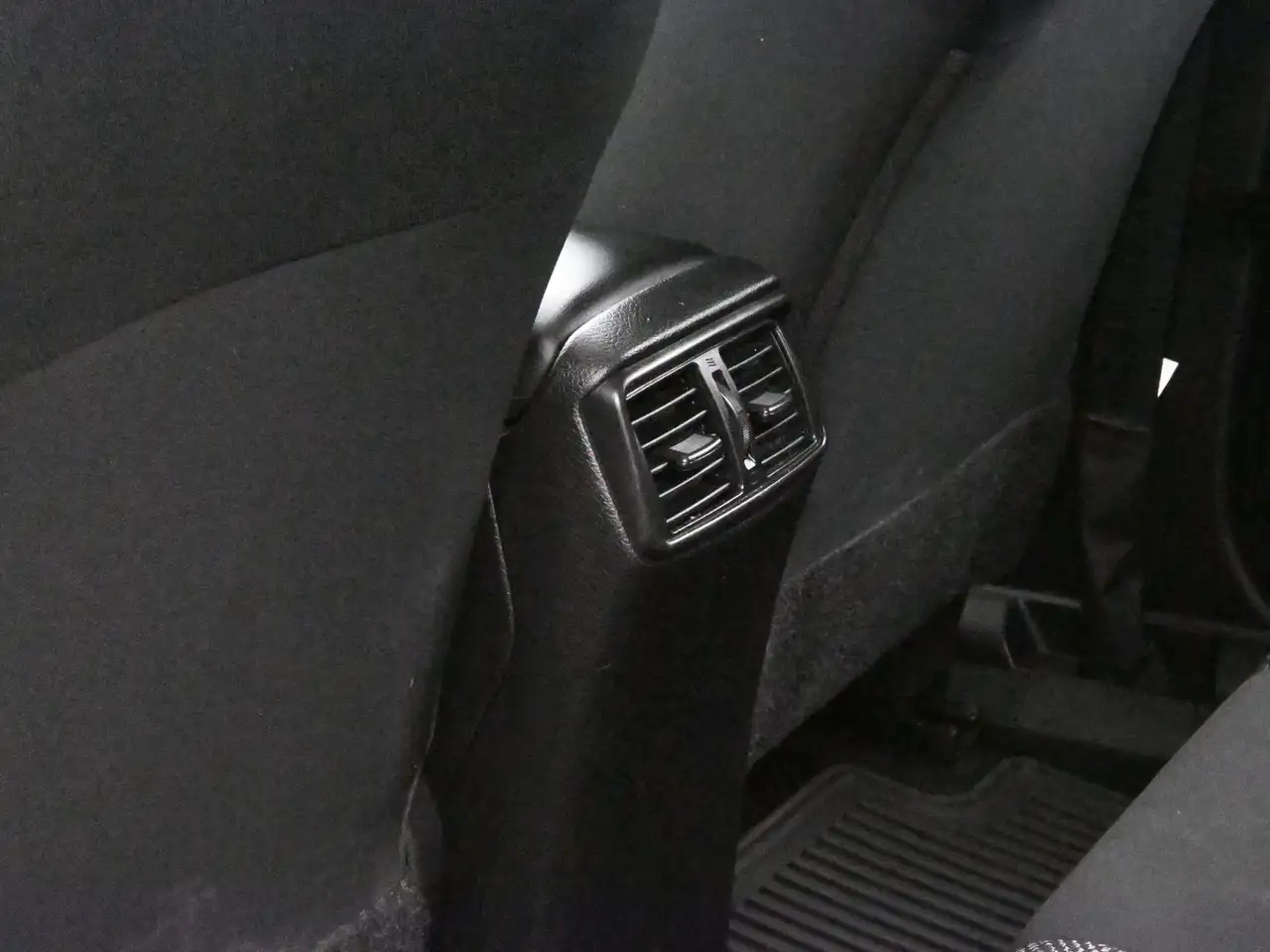 Nissan Qashqai снимка Nissan Qashqai