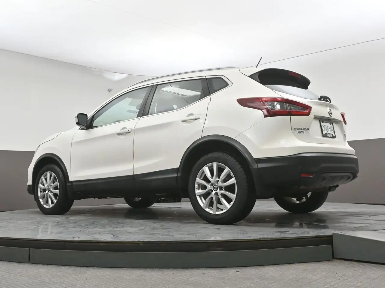 Nissan Qashqai снимка Nissan Qashqai