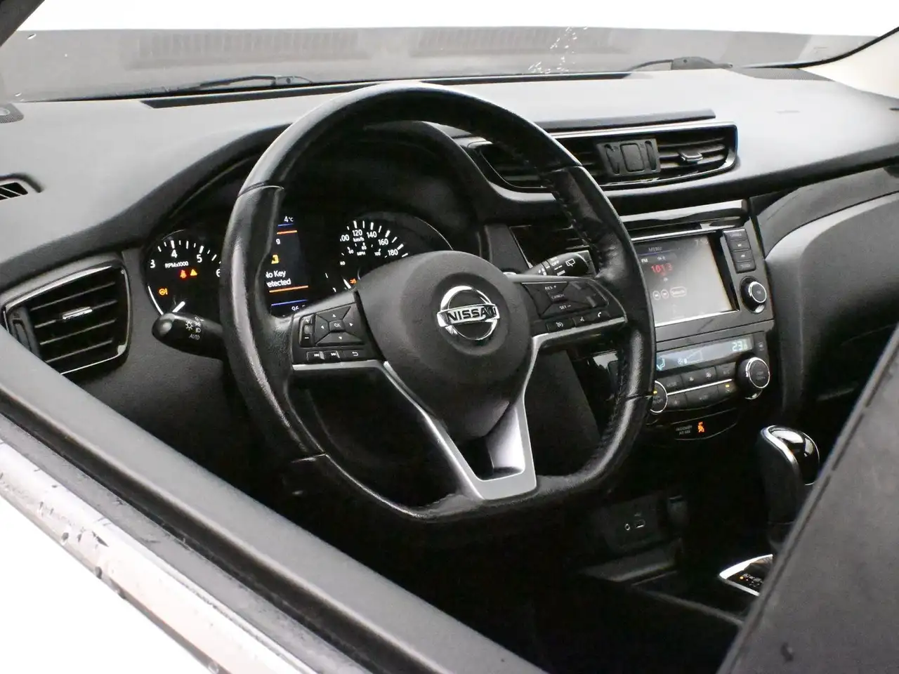 Nissan Qashqai снимка Nissan Qashqai