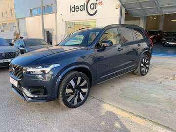 T8 Plus Dark AWD Aut.
