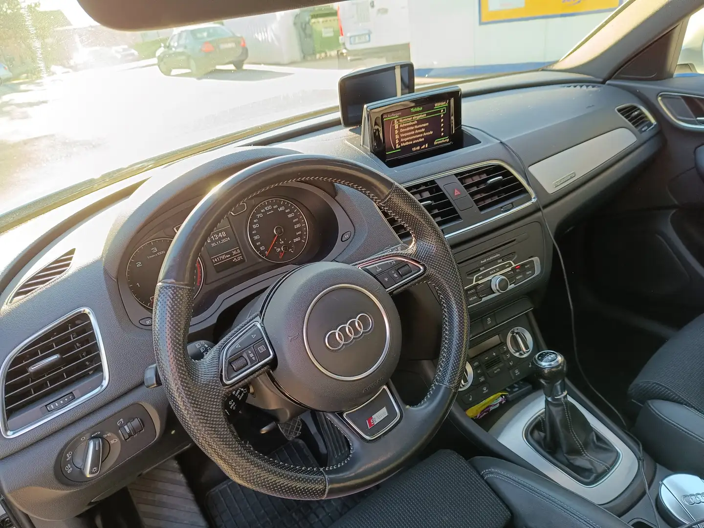 Audi Q3 Q3 2,0 TDI Quattro DPF S Line Weiß - 2