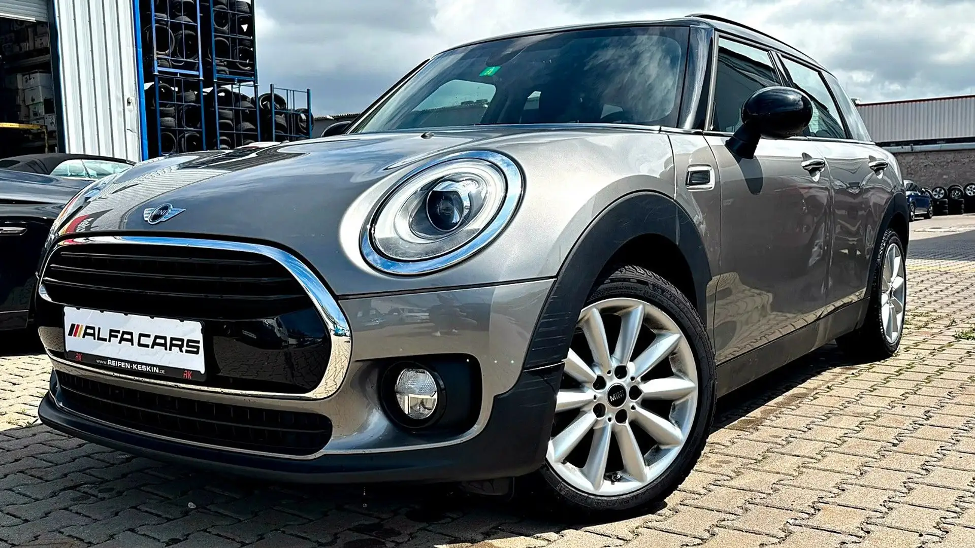 MINI Cooper Clubman /SHZ/VOLL SHEFT/LED/ISOFIX Grau - 1