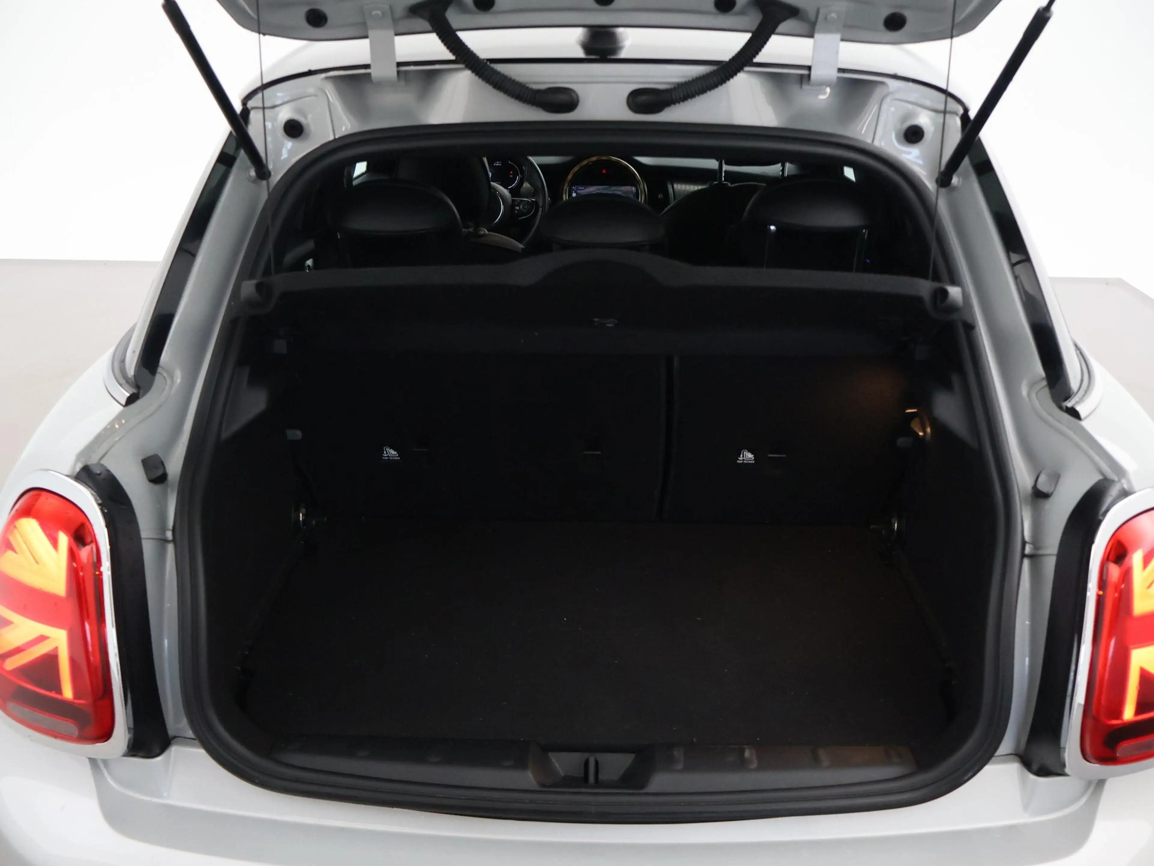 MINI Cooper 5-Deurs 1.5 AUT. + LEDER | UNION JACK LED | HARMAN — photo 34