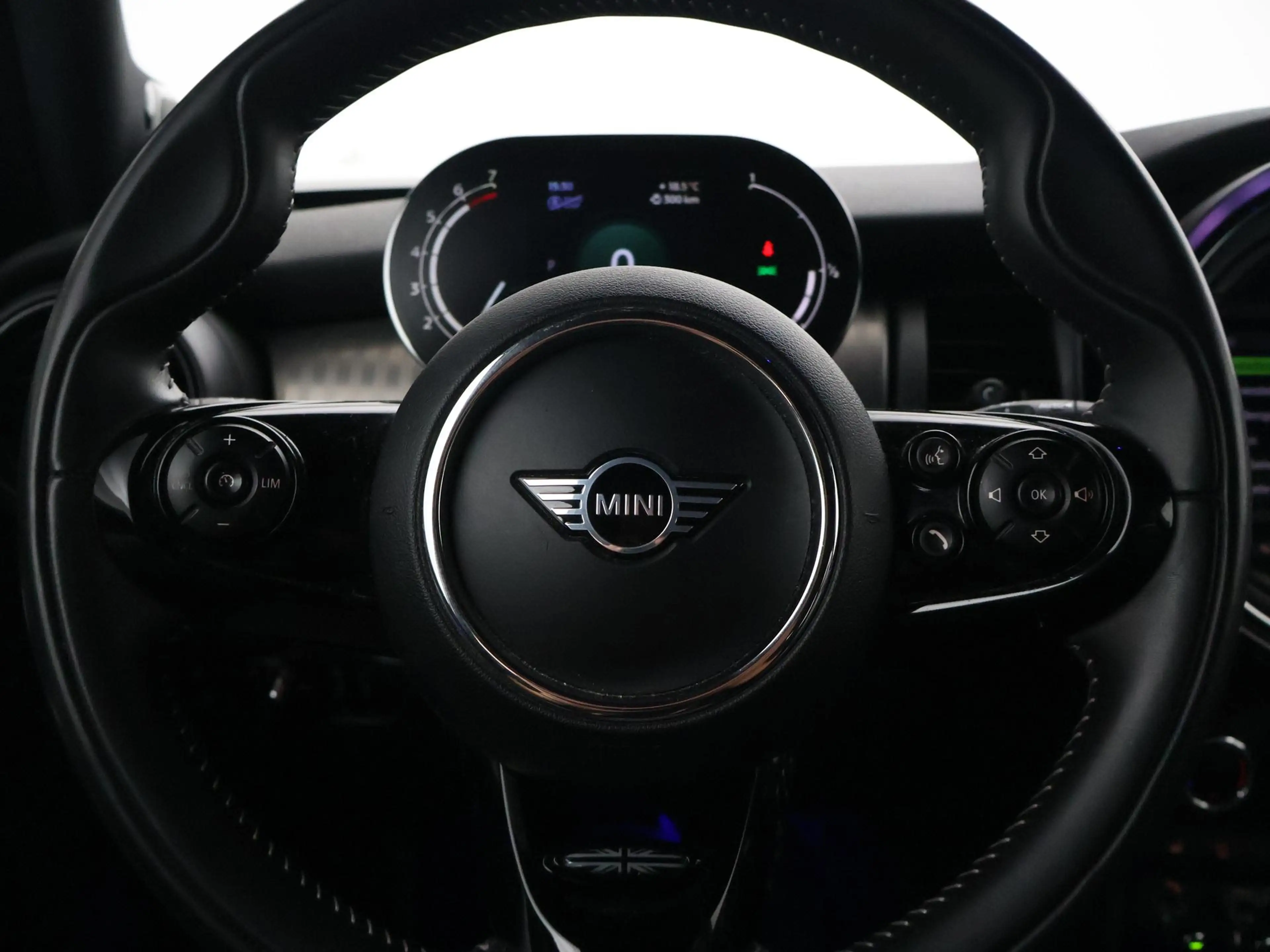 MINI Cooper 5-Deurs 1.5 AUT. + LEDER | UNION JACK LED | HARMAN — photo 27