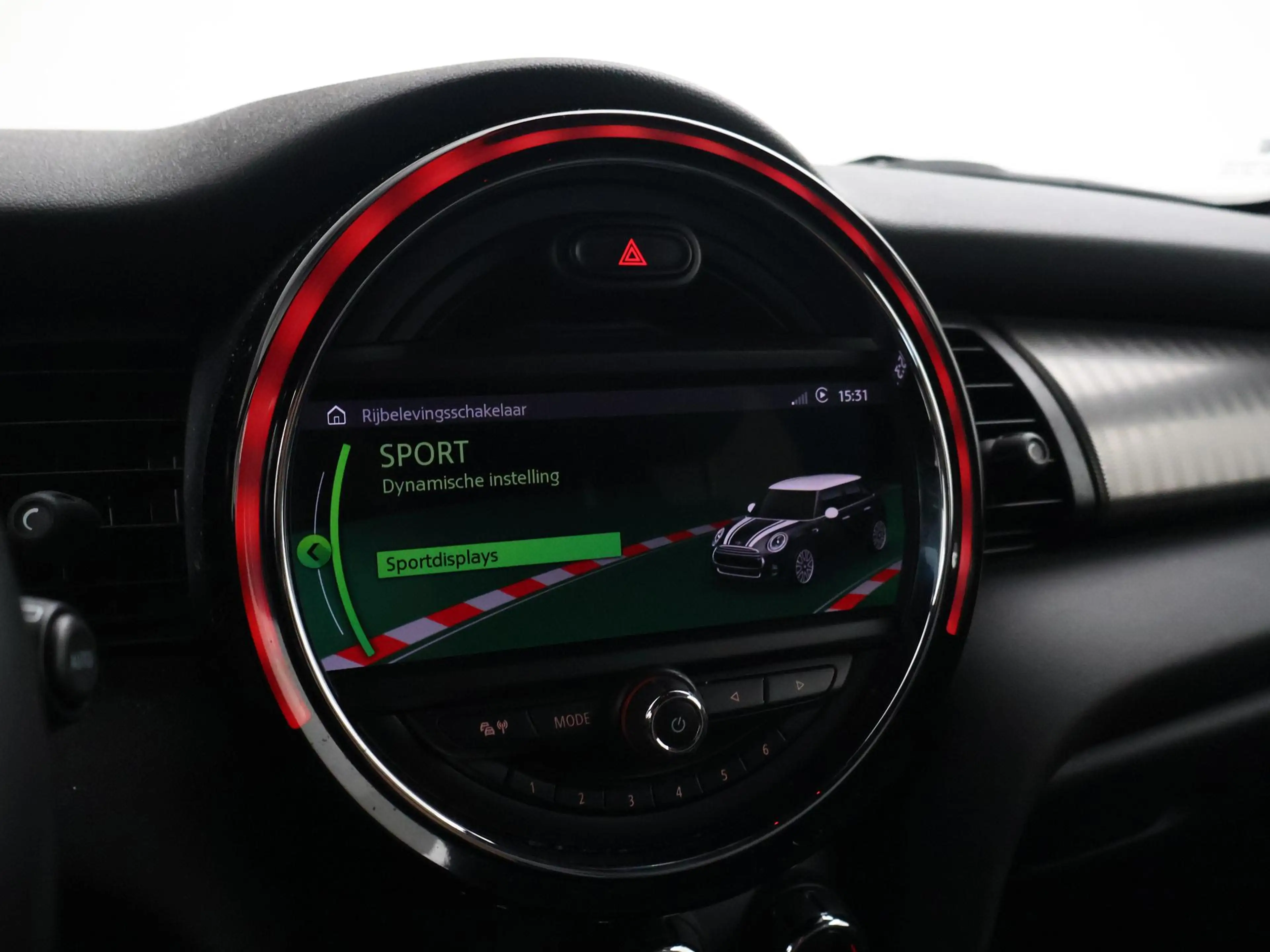 MINI Cooper 5-Deurs 1.5 AUT. + LEDER | UNION JACK LED | HARMAN — photo 32