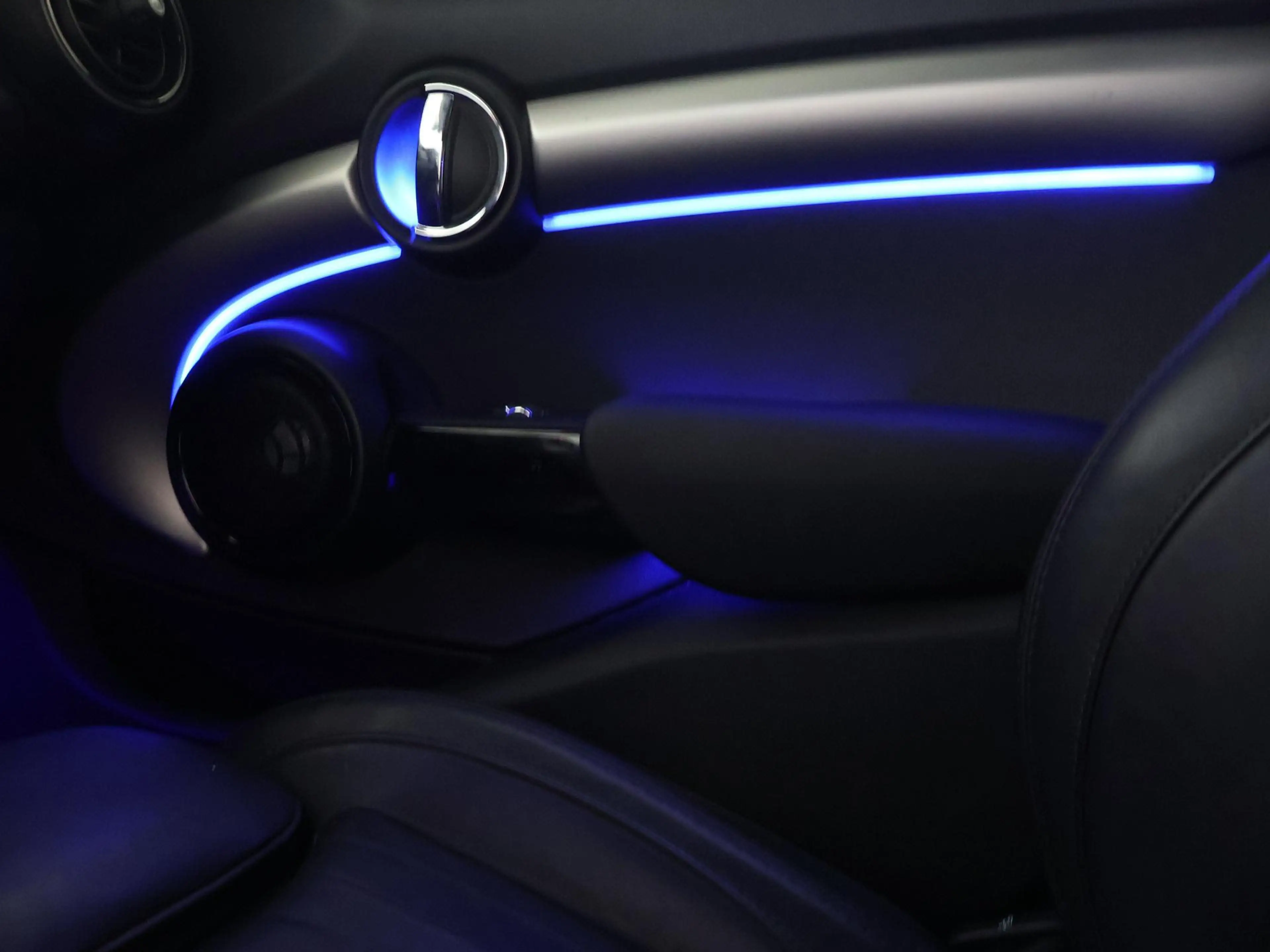 MINI Cooper 5-Deurs 1.5 AUT. + LEDER | UNION JACK LED | HARMAN — photo 18