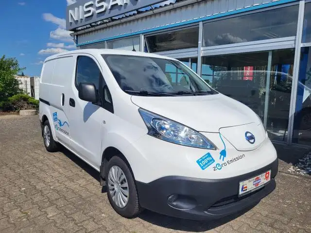 Nissan E-NV200