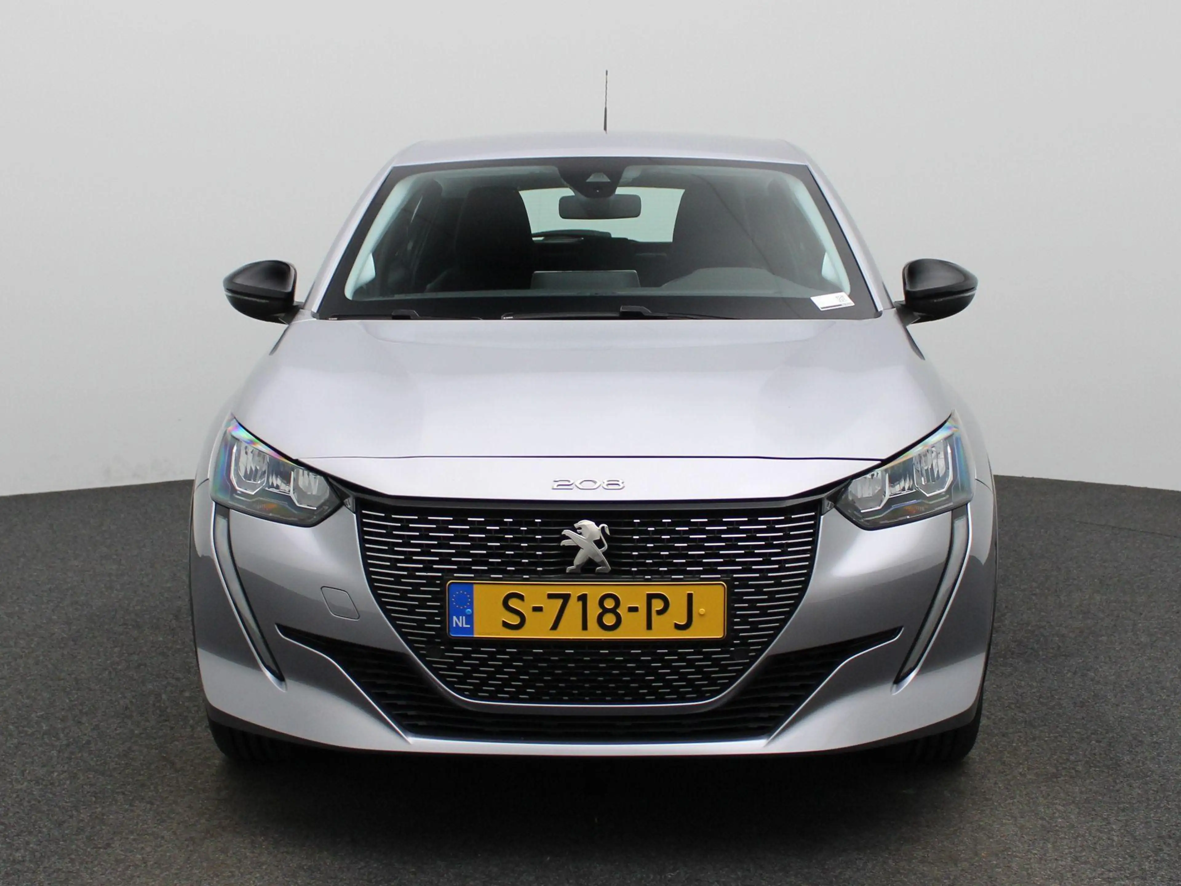 Peugeot e-208 EV Active Pack 50 kWh — photo 3