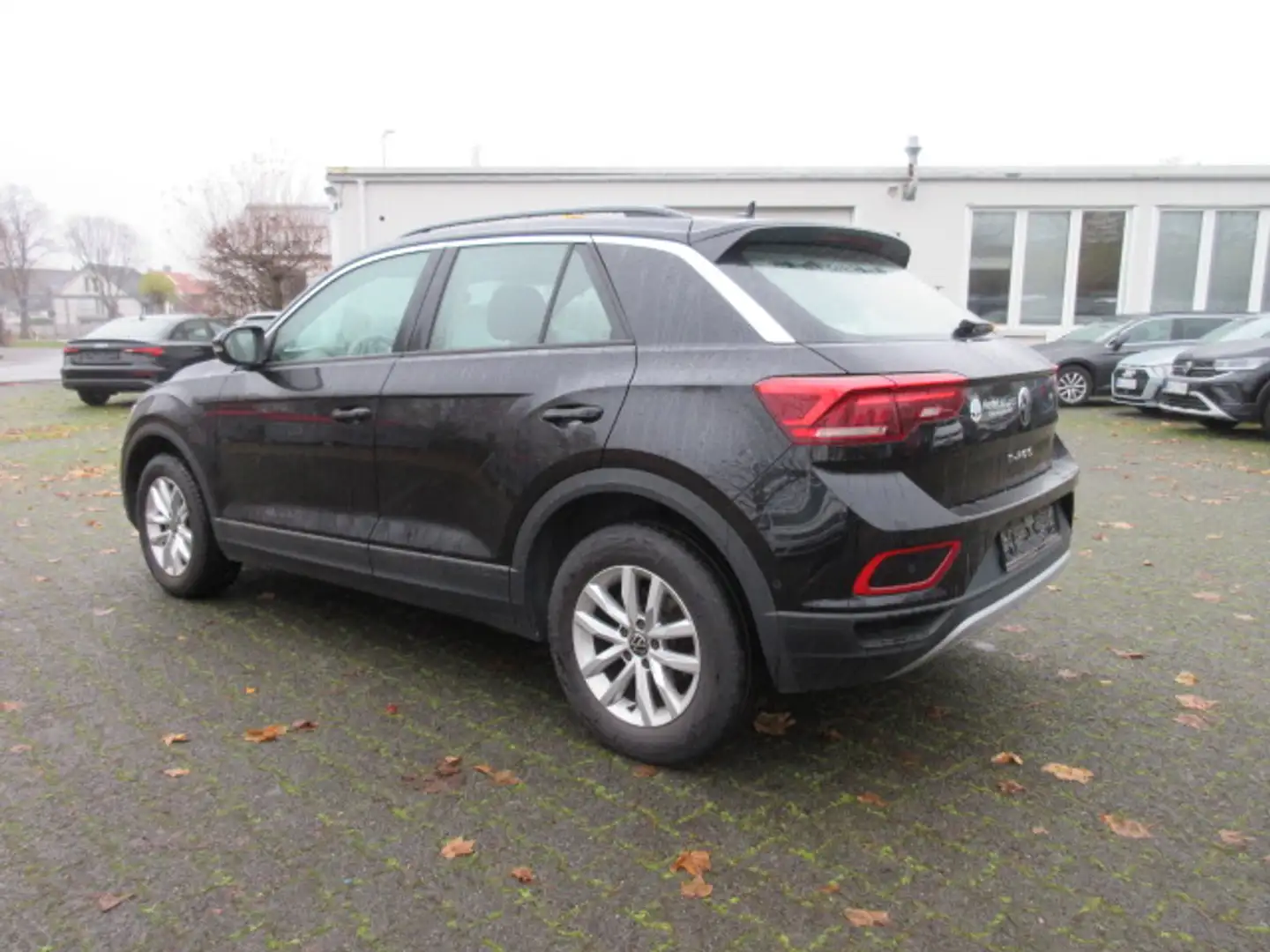 Volkswagen T-Roc Life 1.0 TSI LED CLIMATRONIC ALU APS SITZHEIZUNG Schwarz - 2