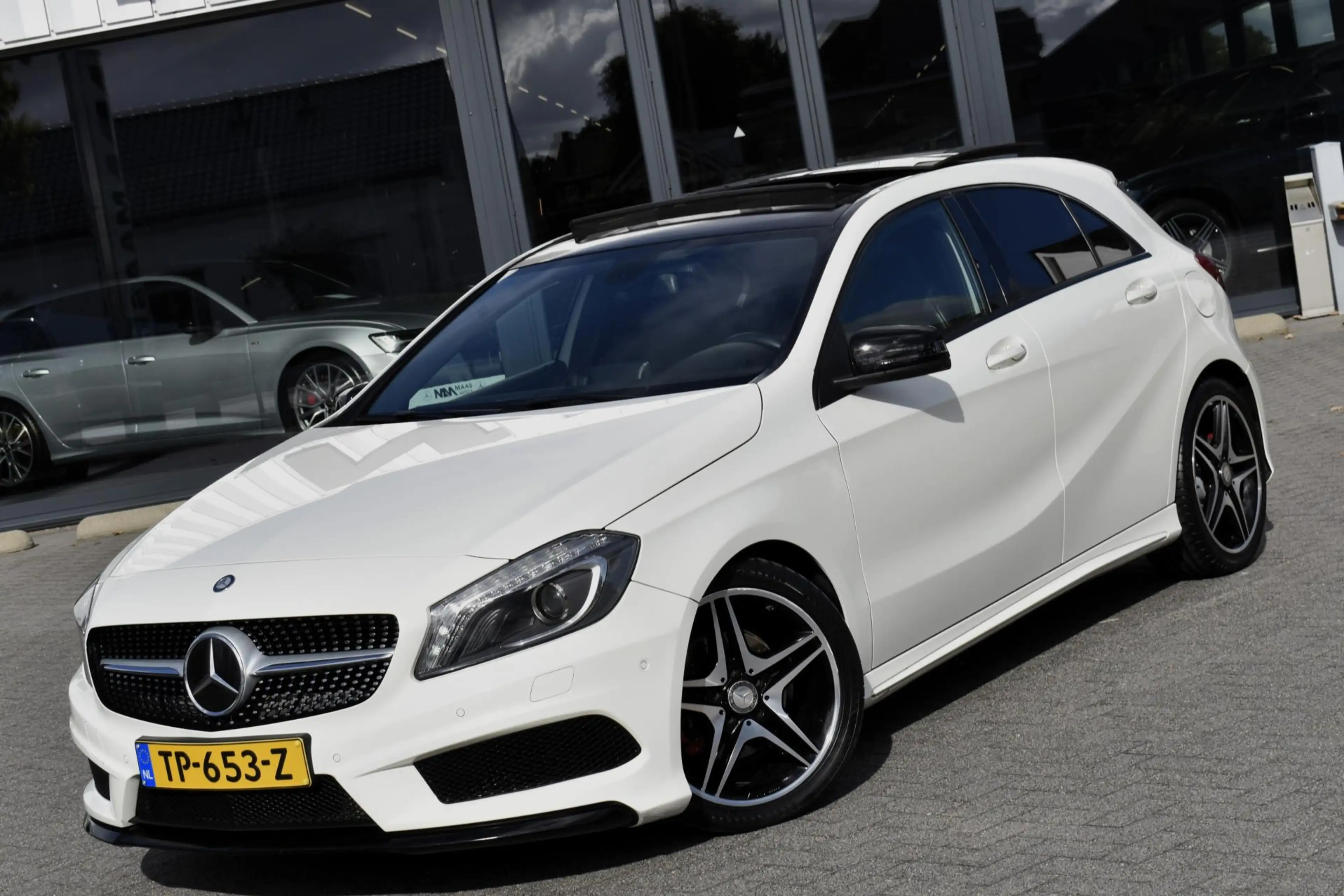 Mercedes-Benz A 200 CDI AMG-line — photo 3
