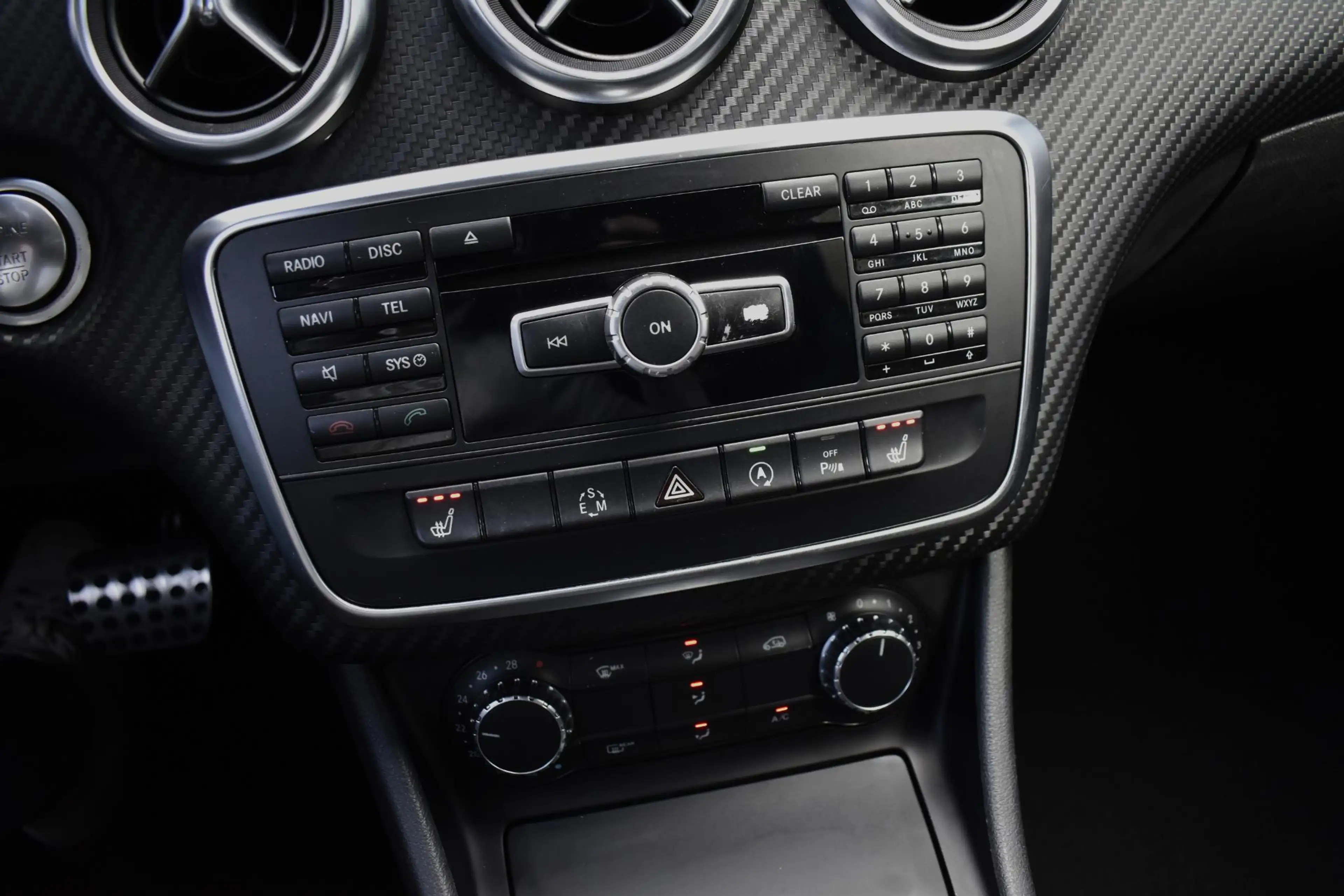 Mercedes-Benz A 200 CDI AMG-line — photo 12