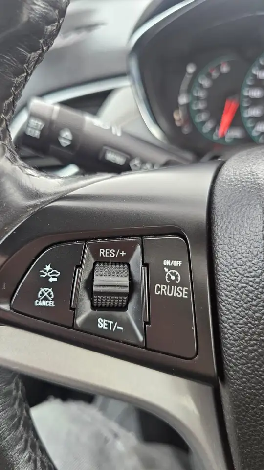 Chevrolet Trax снимка Chevrolet Trax
