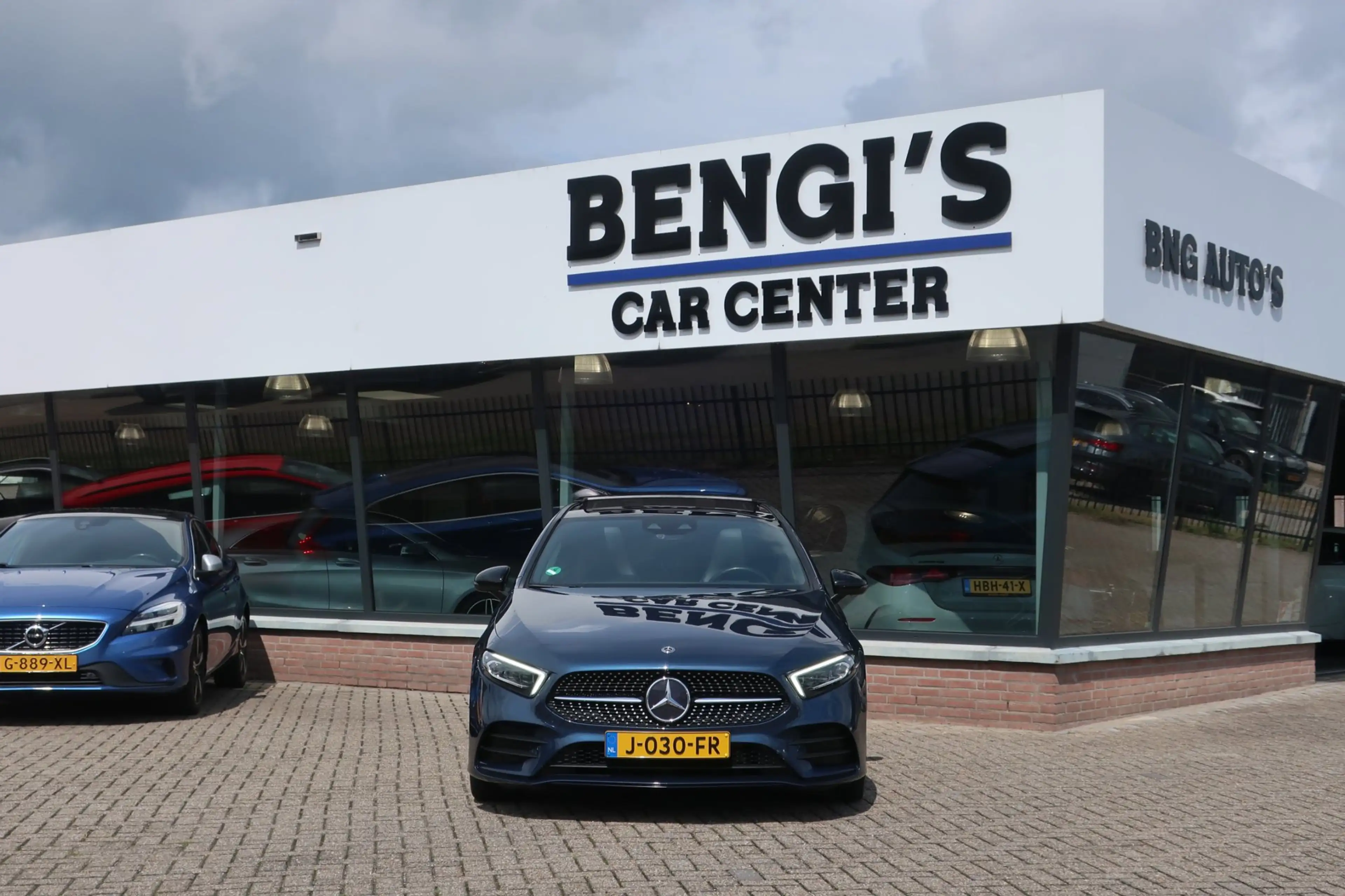 Mercedes-Benz A 180 Business Solution AMG BURMEIS_CAM_STL-MEMORIE_SFEE — photo 2