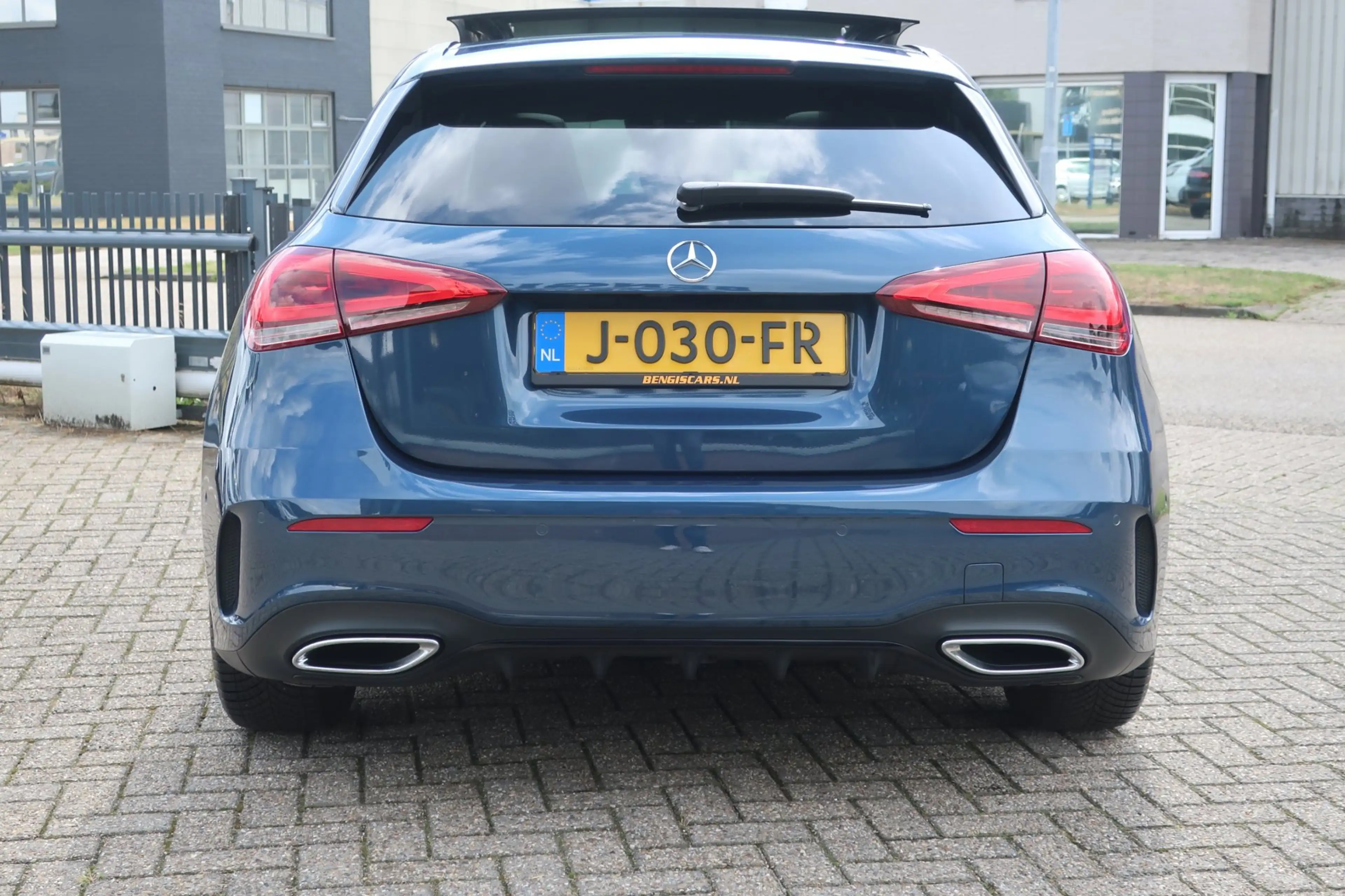 Mercedes-Benz A 180 Business Solution AMG BURMEIS_CAM_STL-MEMORIE_SFEE — photo 11