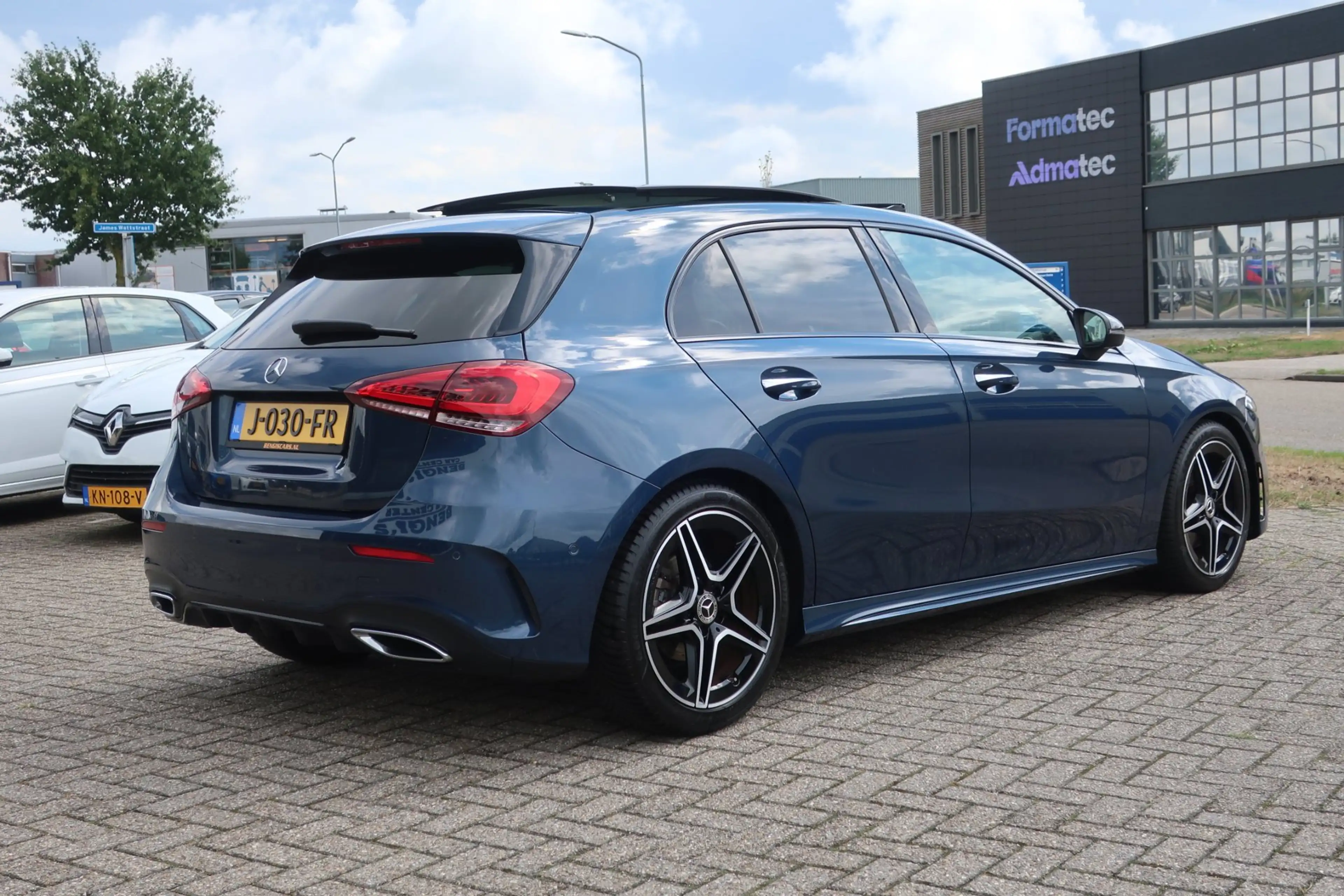 Mercedes-Benz A 180 Business Solution AMG BURMEIS_CAM_STL-MEMORIE_SFEE — photo 8