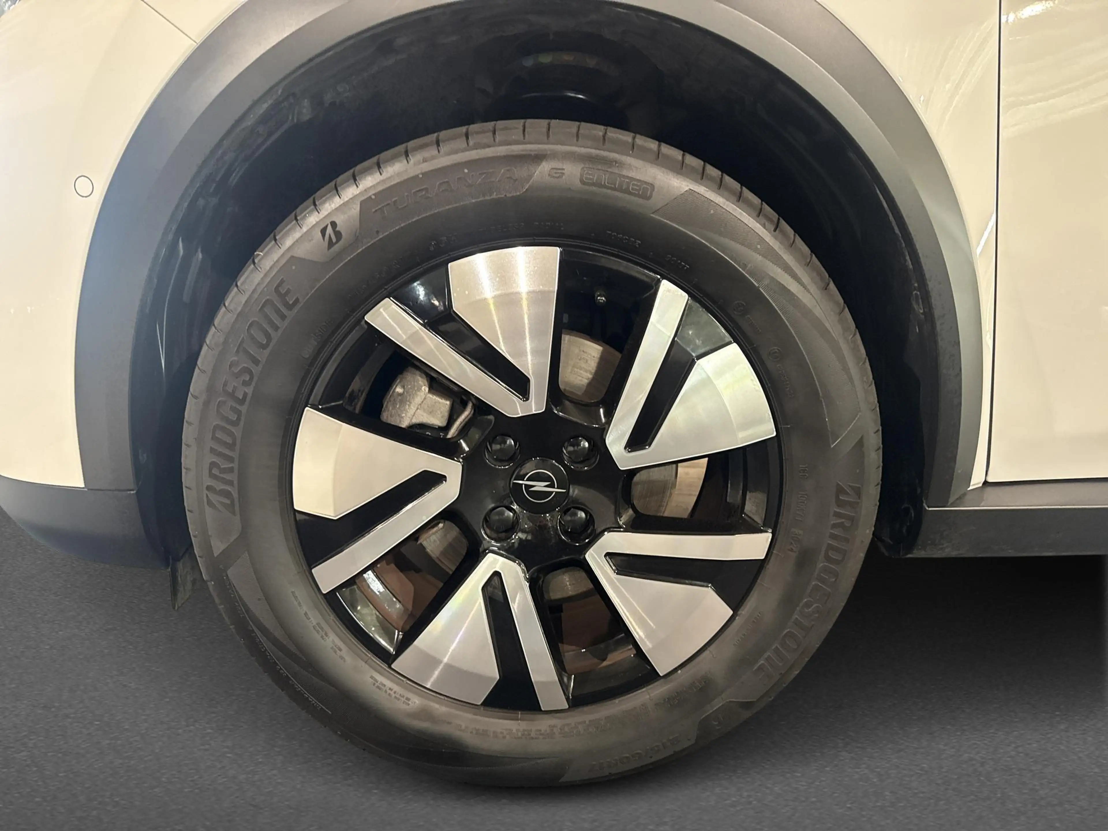Opel Frontera Electric GS 44 kWh | Achteruitrijcamera met 130° A — photo 11