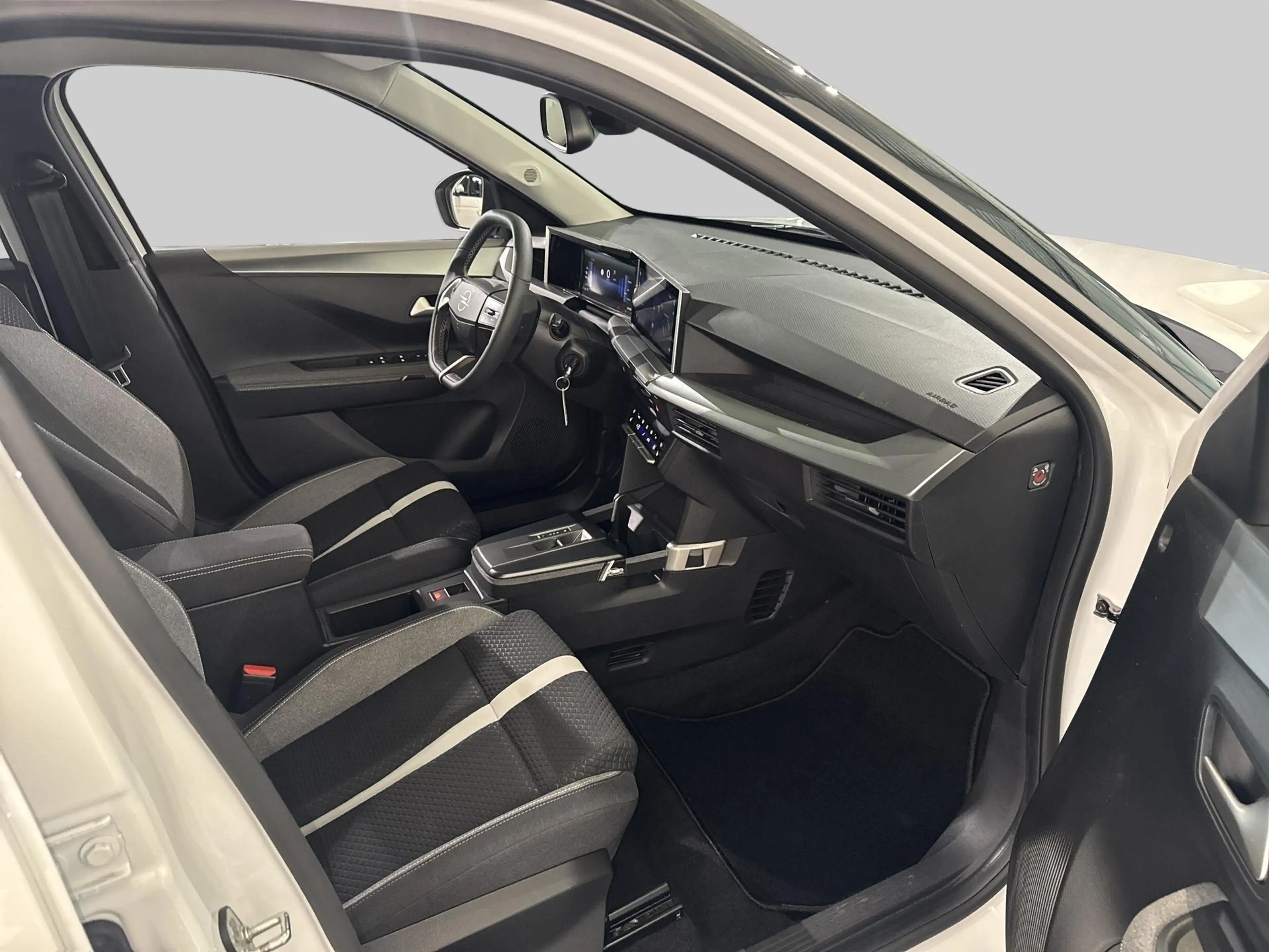 Opel Frontera Electric GS 44 kWh | Achteruitrijcamera met 130° A — photo 13
