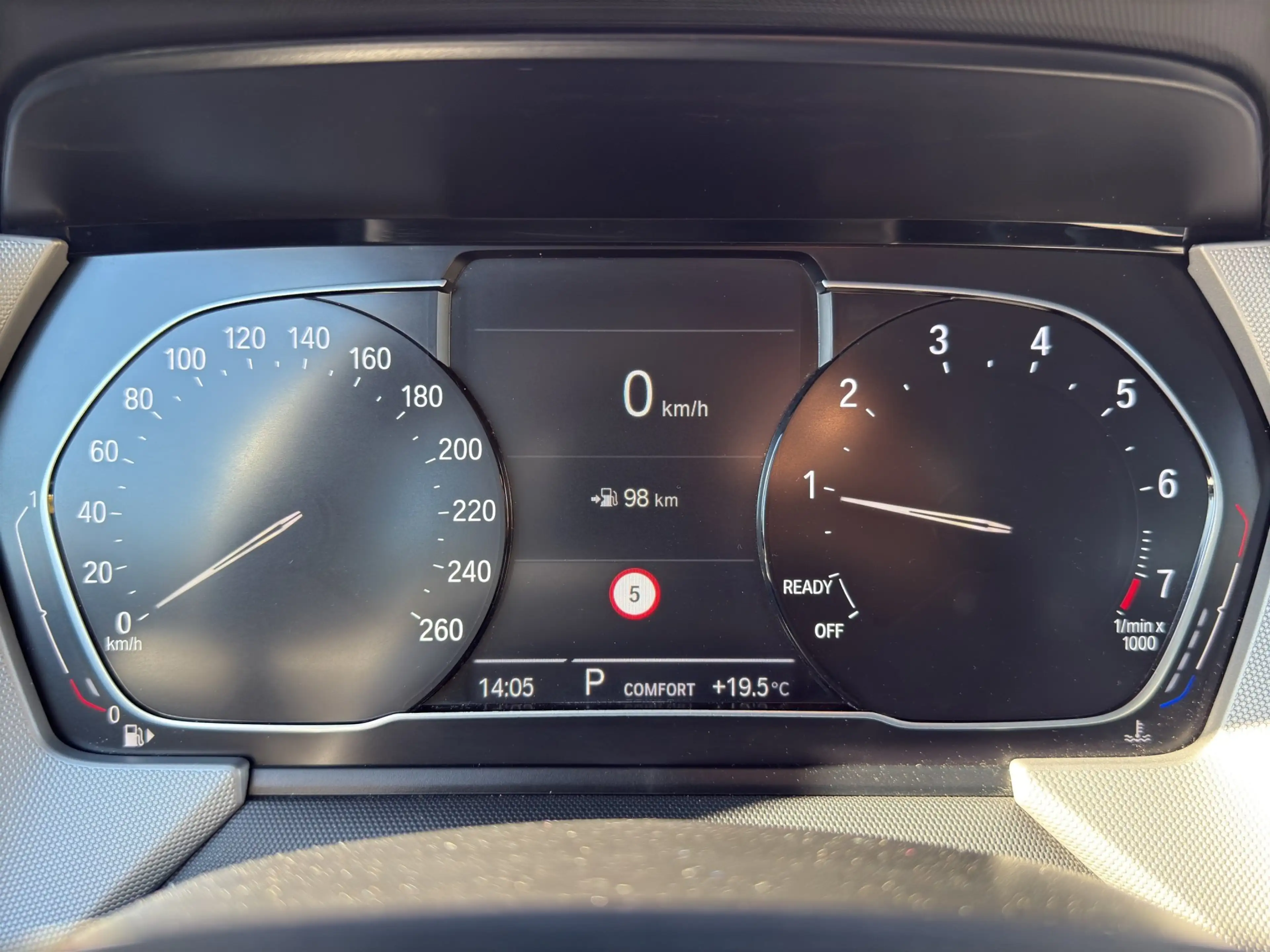 BMW 118 i — photo 12