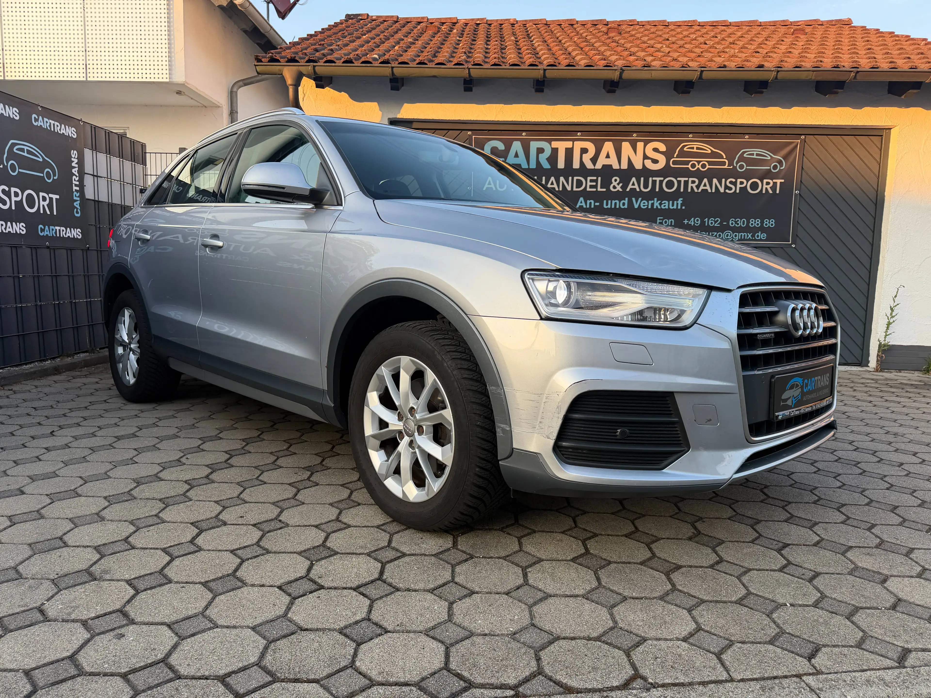 Audi Q3 Design Quattro + LED + AHK + NAVI + 0% FINANZIERUNG — photo 13
