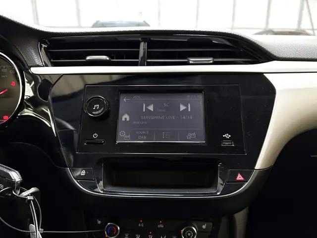 Opel Corsa view 12