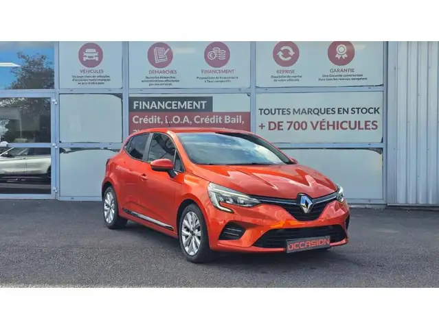 2020 Renault Clio in Orange for sale