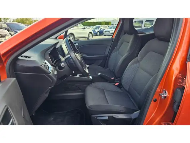 Renault Clio view 12