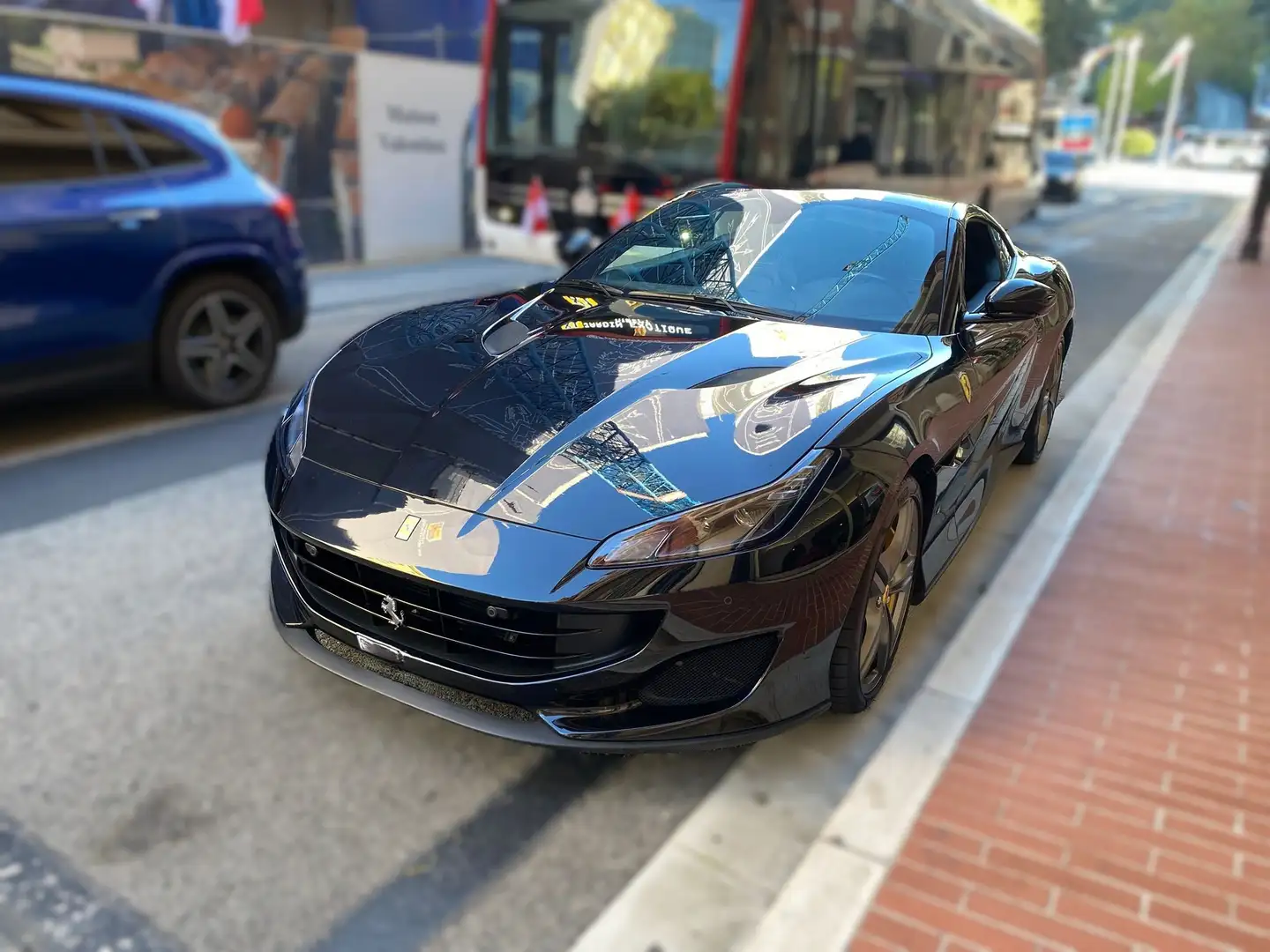 Ferrari Portofino Portofino 4.0 V8 600 ch Schwarz - 1