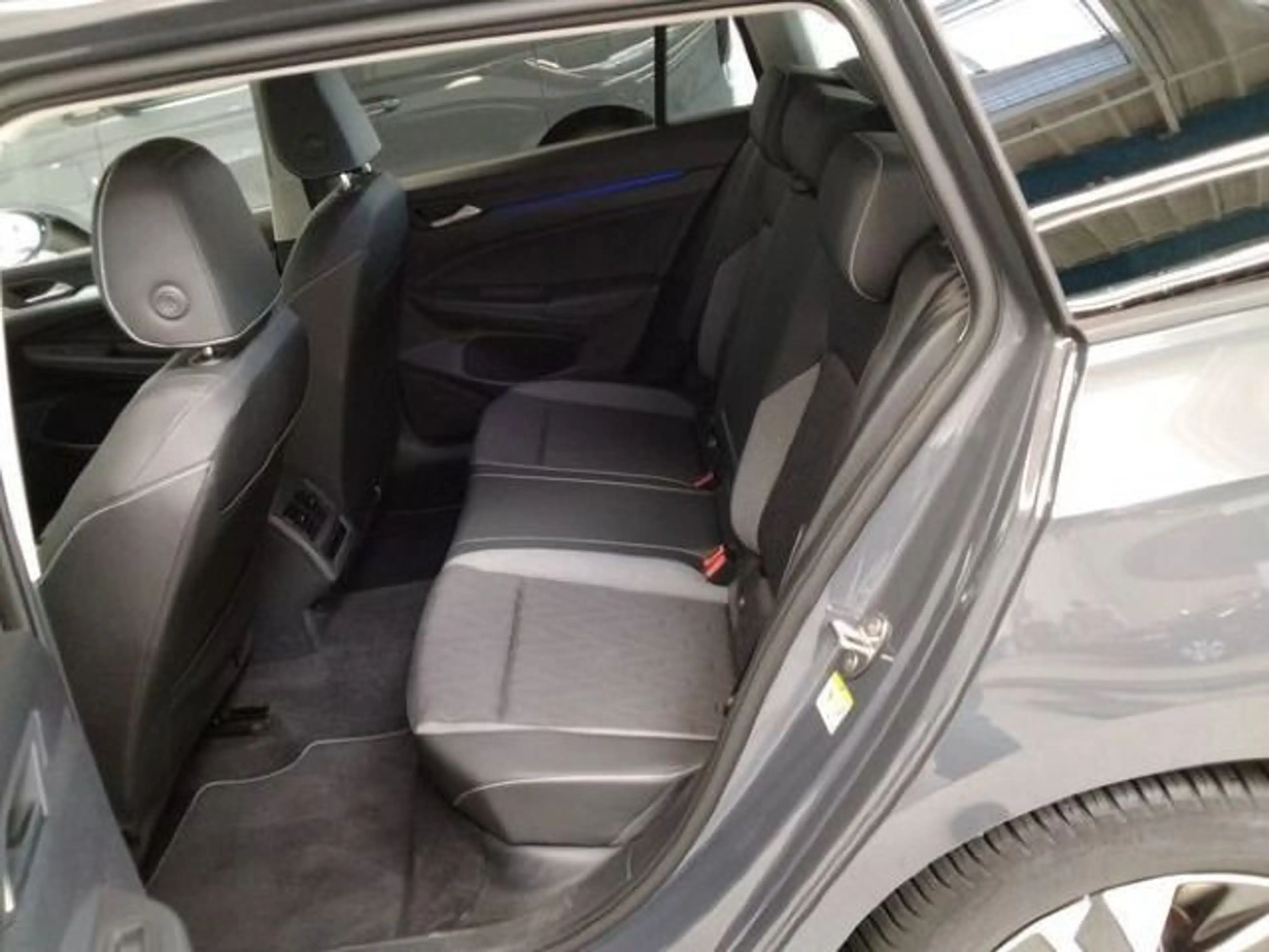 Volkswagen Golf Variant Golf VIII Variant 2.0 TDI Energy Navi AHK LED Ka — photo 7