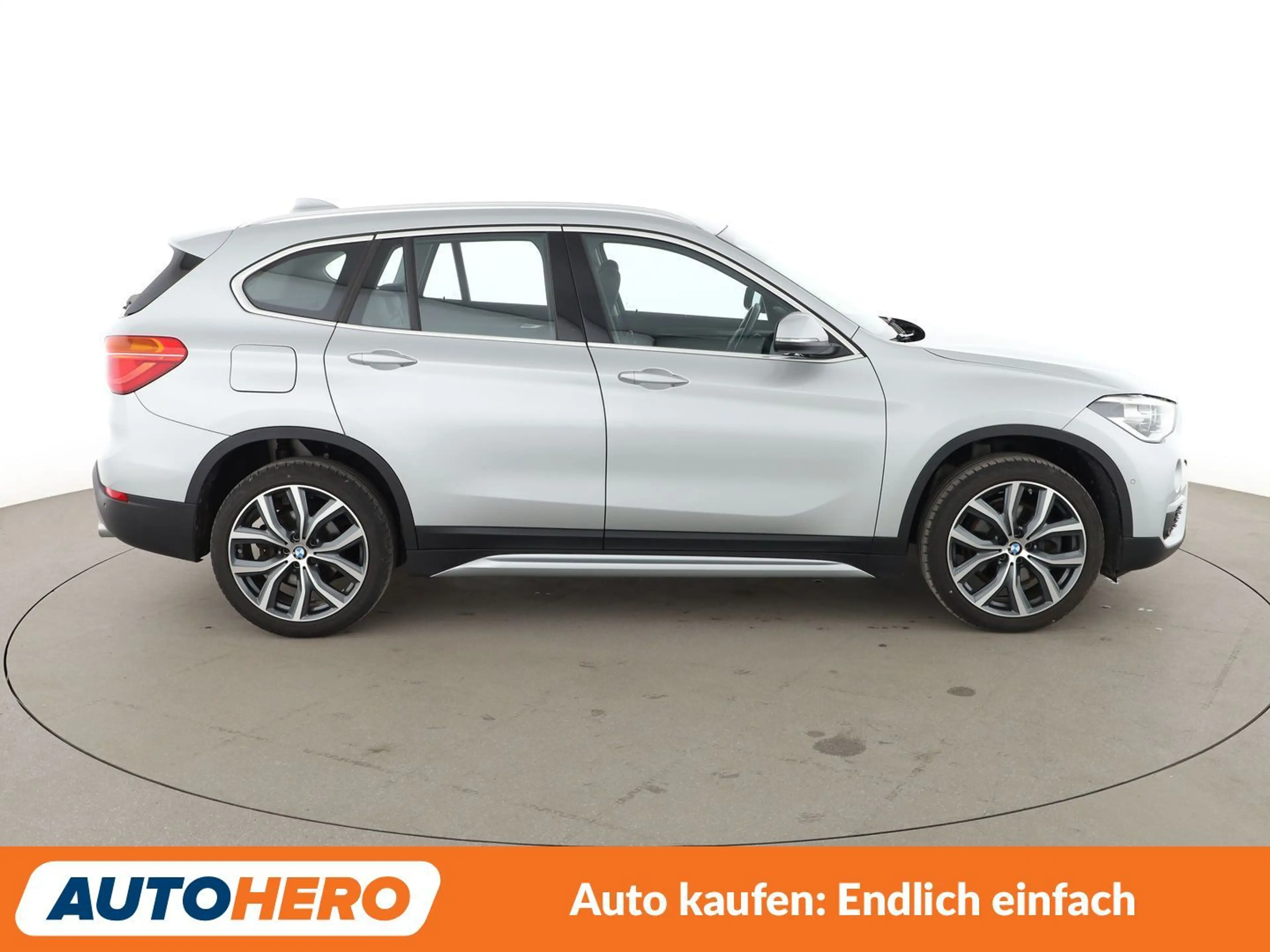 BMW X1 sDrive 20i xLine Aut.*LED*TEMPO*PDC*SHZ* — photo 7