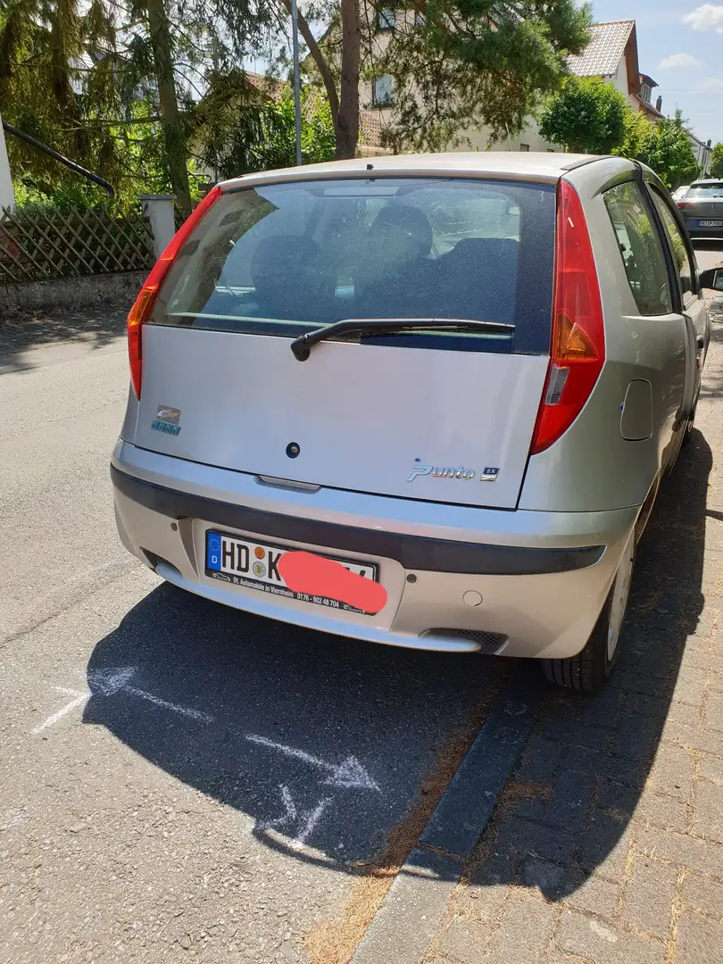 Fiat Punto 1.2 SX Gris - 2