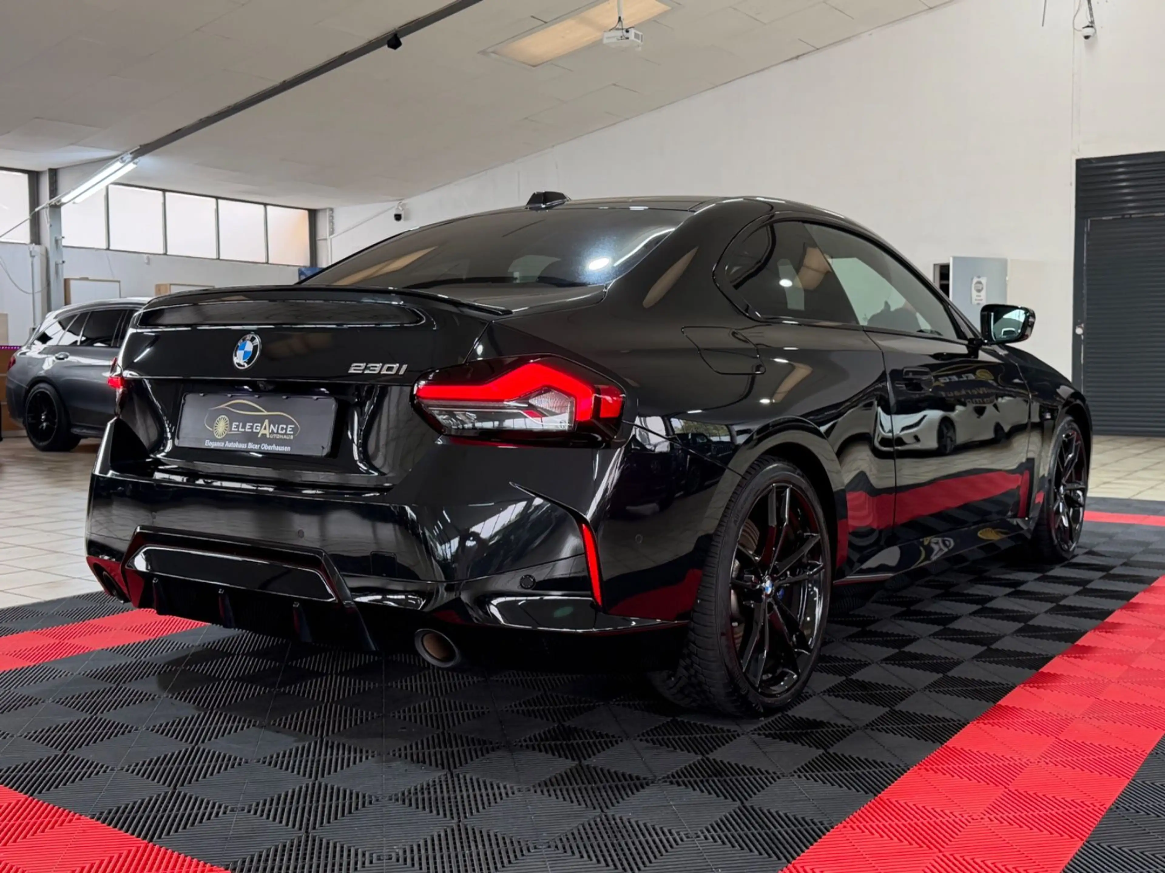 BMW 230 i M Sport*COUPE*LED*LEDER*AMBIENTE* — photo 6