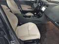 Jaguar XE 2.0 Diesel Pure 180 - thumbnail 17