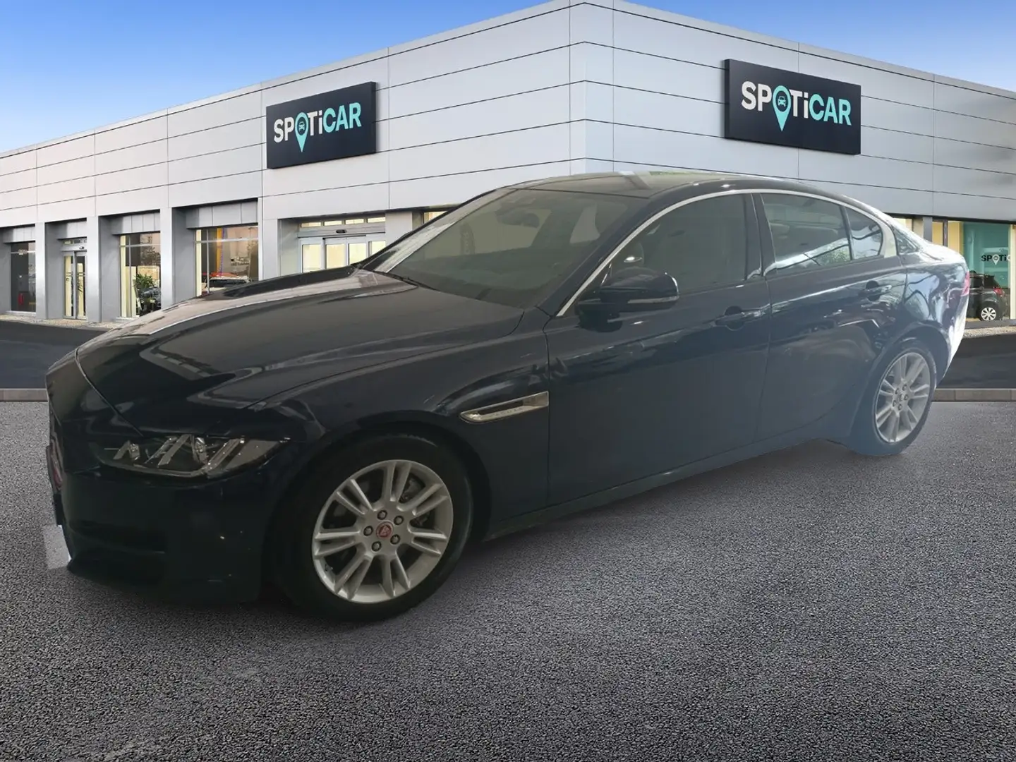 Jaguar XE 2.0 Diesel Pure 180 - 2