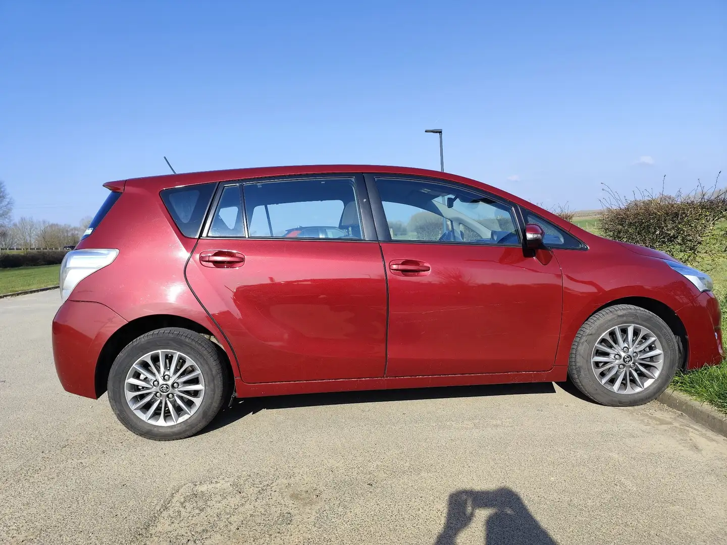Toyota Verso Pro 112 D-4D FAP Tendance - 1