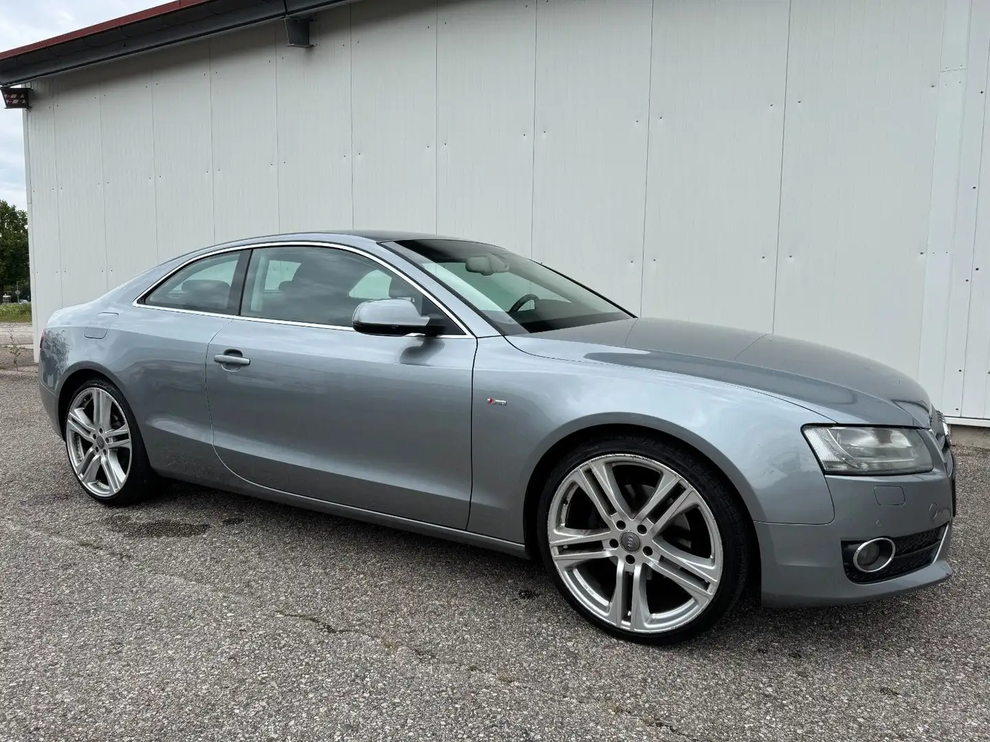Audi A5 Coupe 1.8 TFSI Aut. *XENON*SHZ*LED*APS* Grau - 2