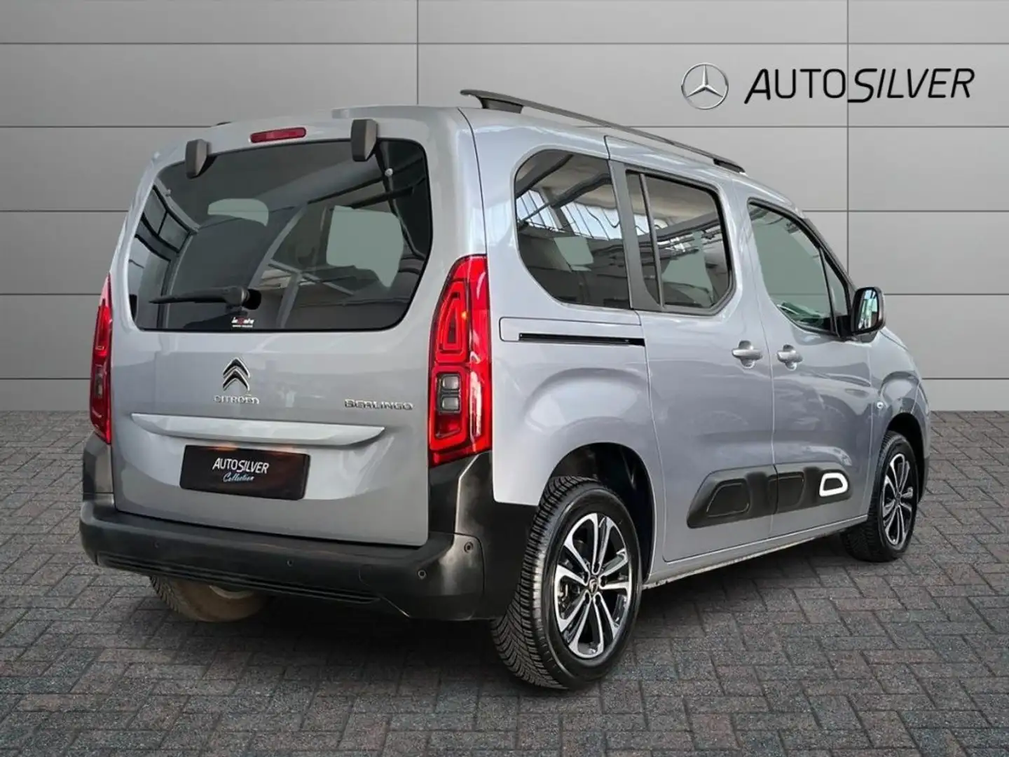 Citroen Berlingo BlueHDi 100 M Shine Grigio - 2